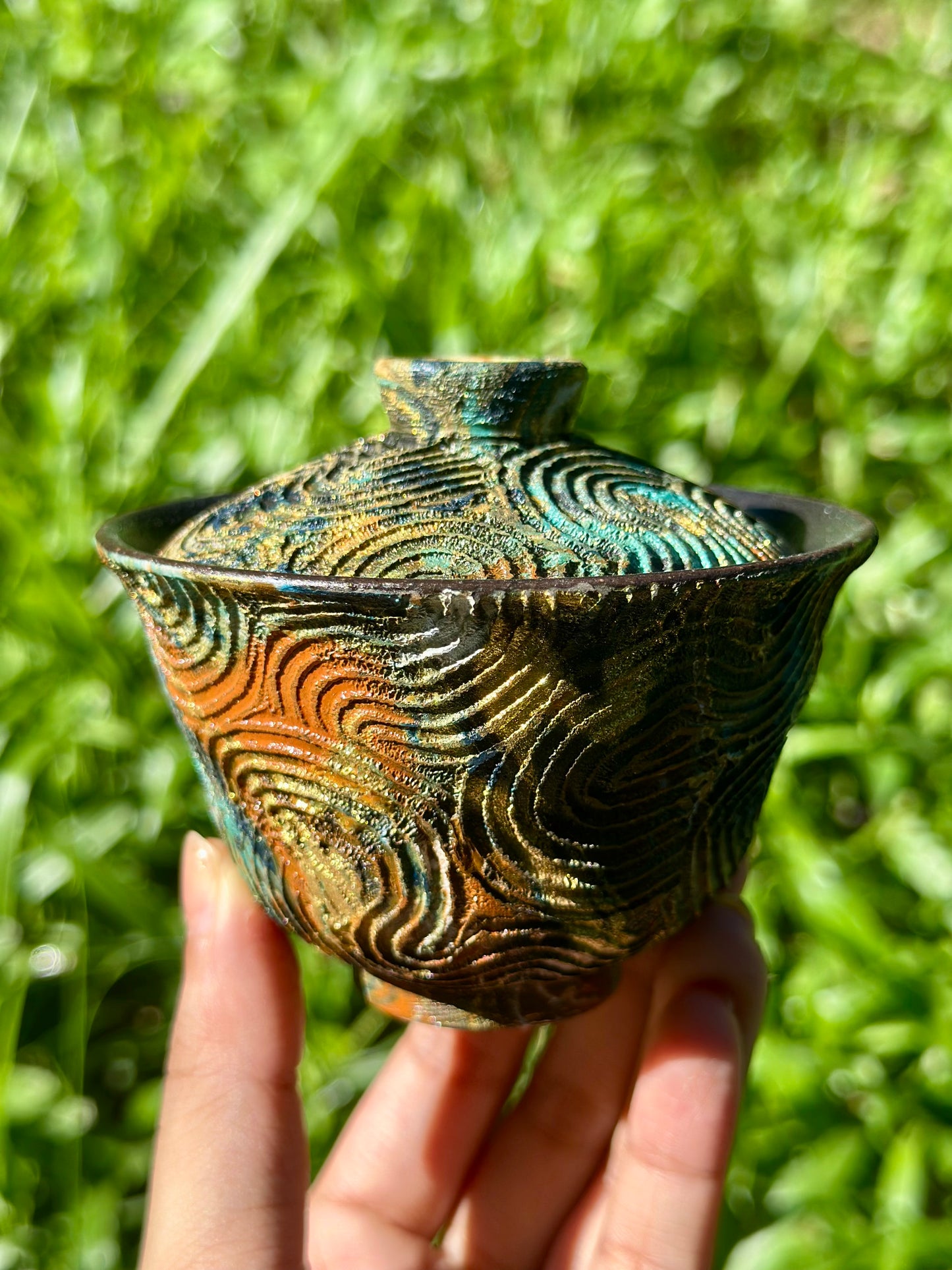 Handcrafted Traditional Chinese Lacquer Ware Gaiwan Ceramic Varied Color Teacup Set