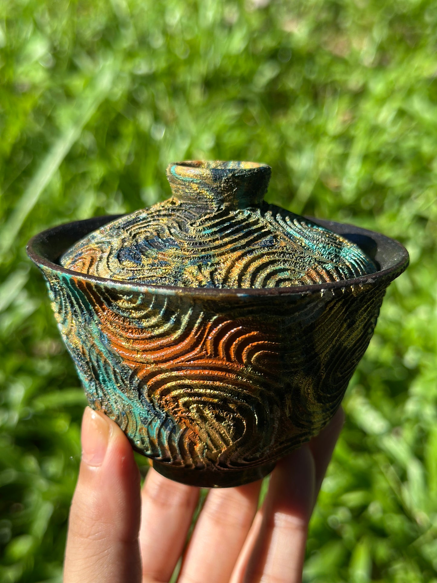 Handcrafted Traditional Chinese Lacquer Ware Gaiwan Ceramic Varied Color Teacup Set