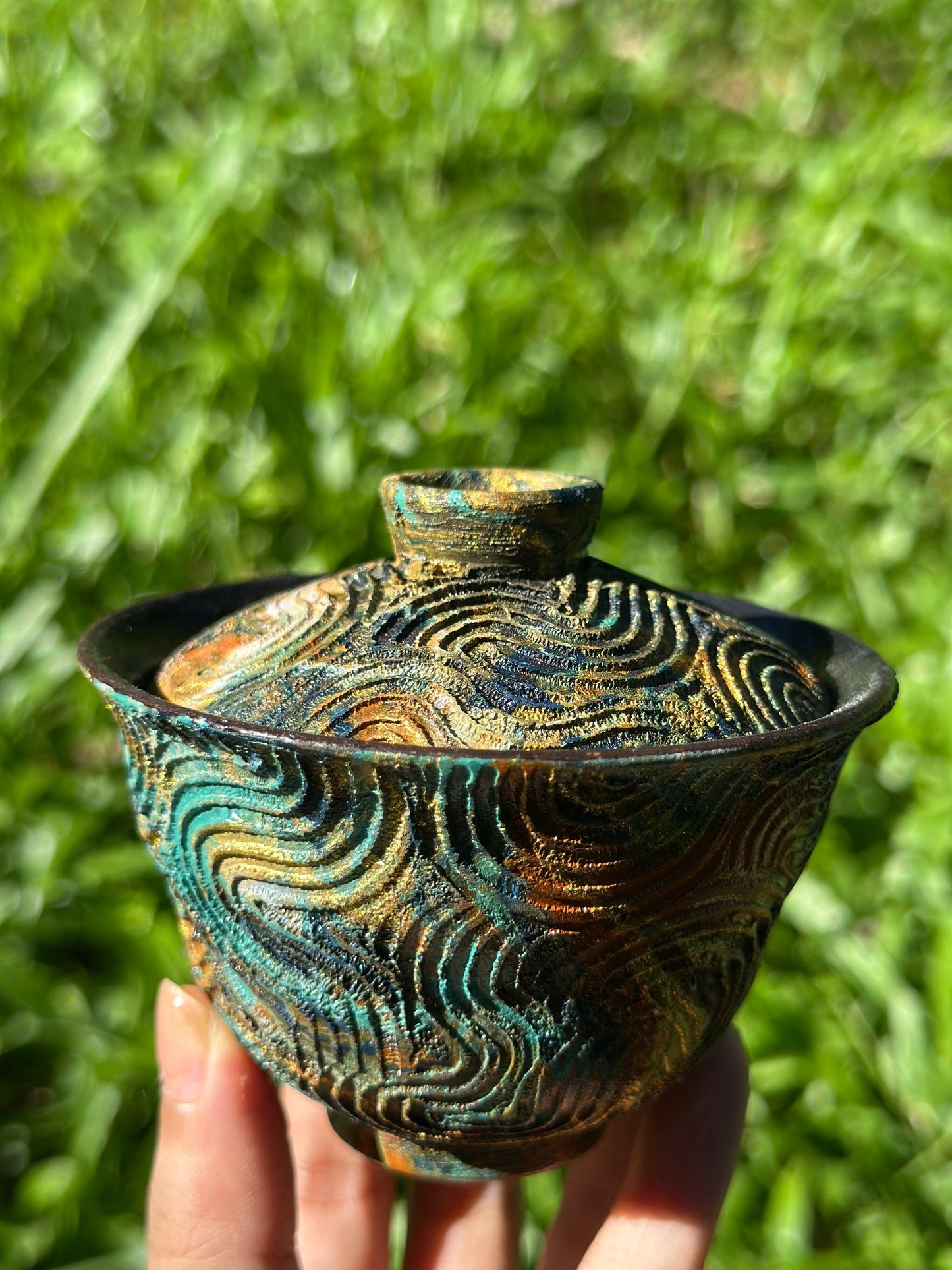 Handcrafted Traditional Chinese Lacquer Ware Gaiwan Ceramic Varied Color Teacup Set