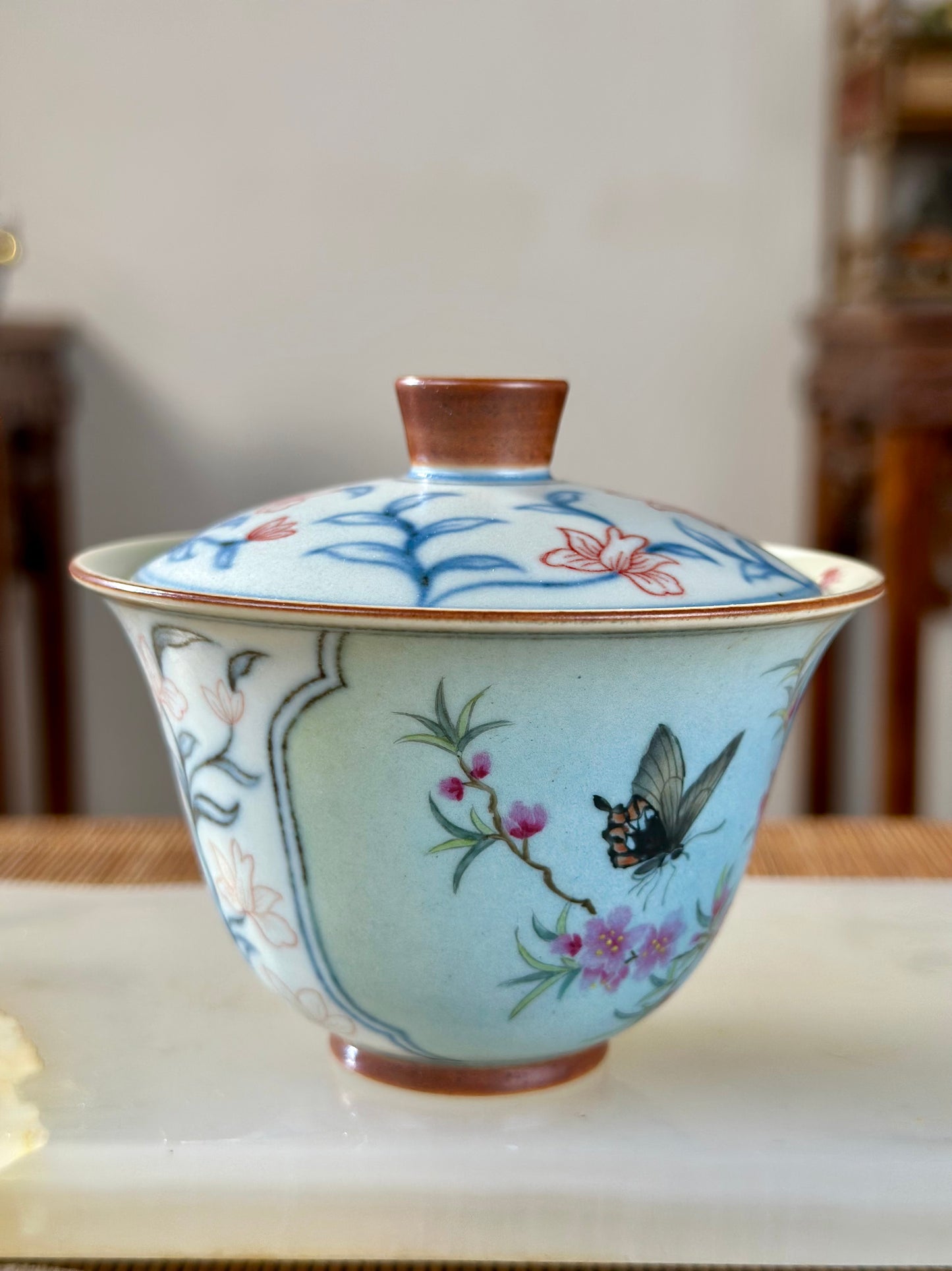 Handpainted Chinese Famille Rose Fencai Lotus Pattern Jingdezhen Master Teacup Gaiwan Tea Set