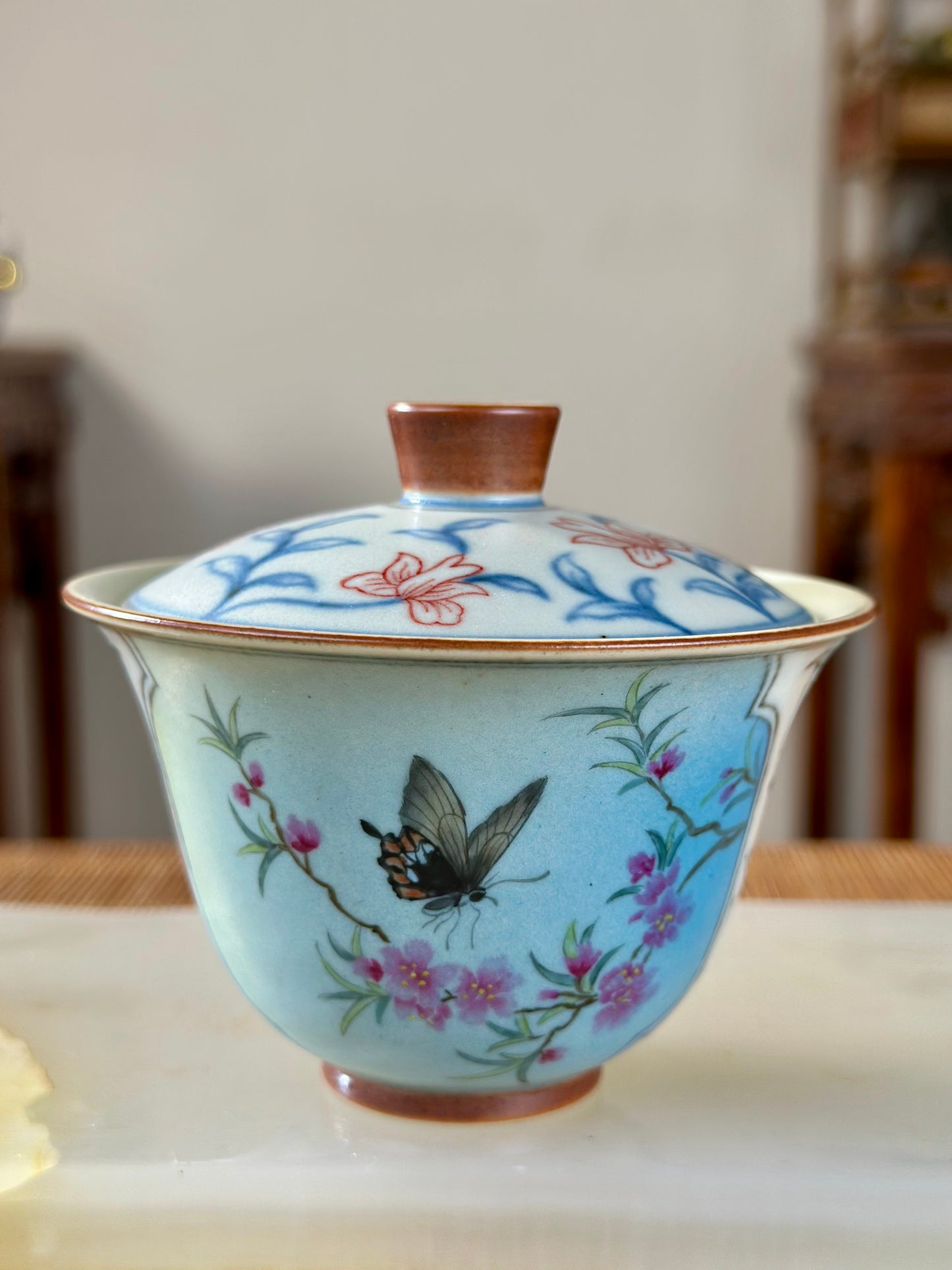 Handpainted Chinese Famille Rose Fencai Lotus Pattern Jingdezhen Master Teacup Gaiwan Tea Set
