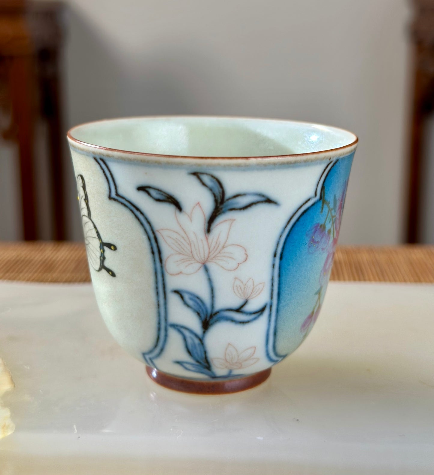 Handpainted Chinese Famille Rose Fencai Lotus Pattern Jingdezhen Master Teacup Gaiwan Tea Set
