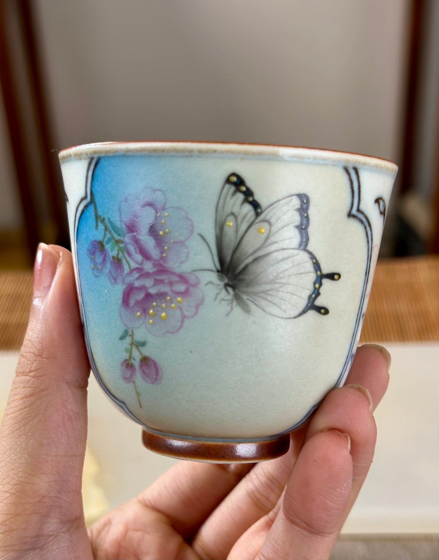 Handpainted Chinese Famille Rose Fencai Lotus Pattern Jingdezhen Master Teacup Gaiwan Tea Set