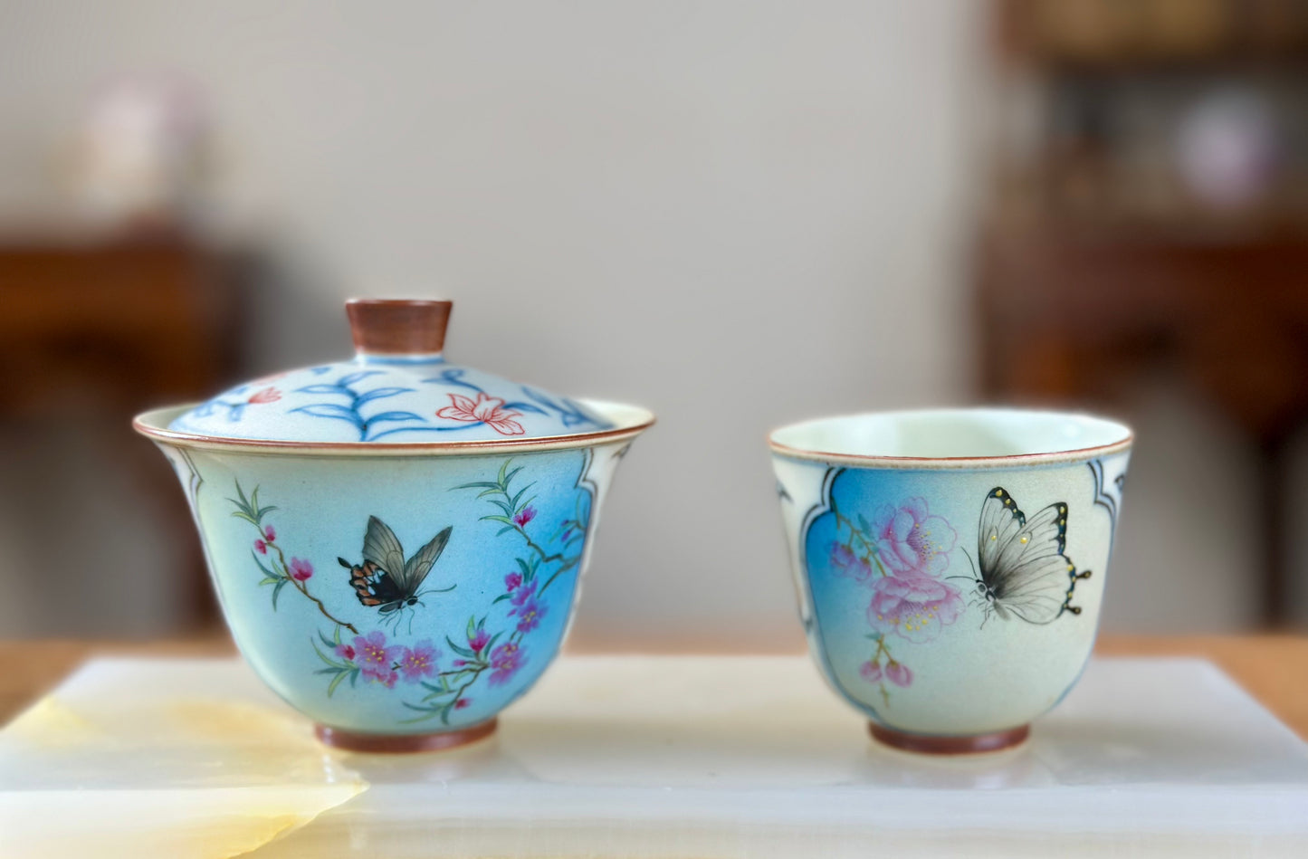 Handpainted Chinese Famille Rose Fencai Lotus Pattern Jingdezhen Master Teacup Gaiwan Tea Set