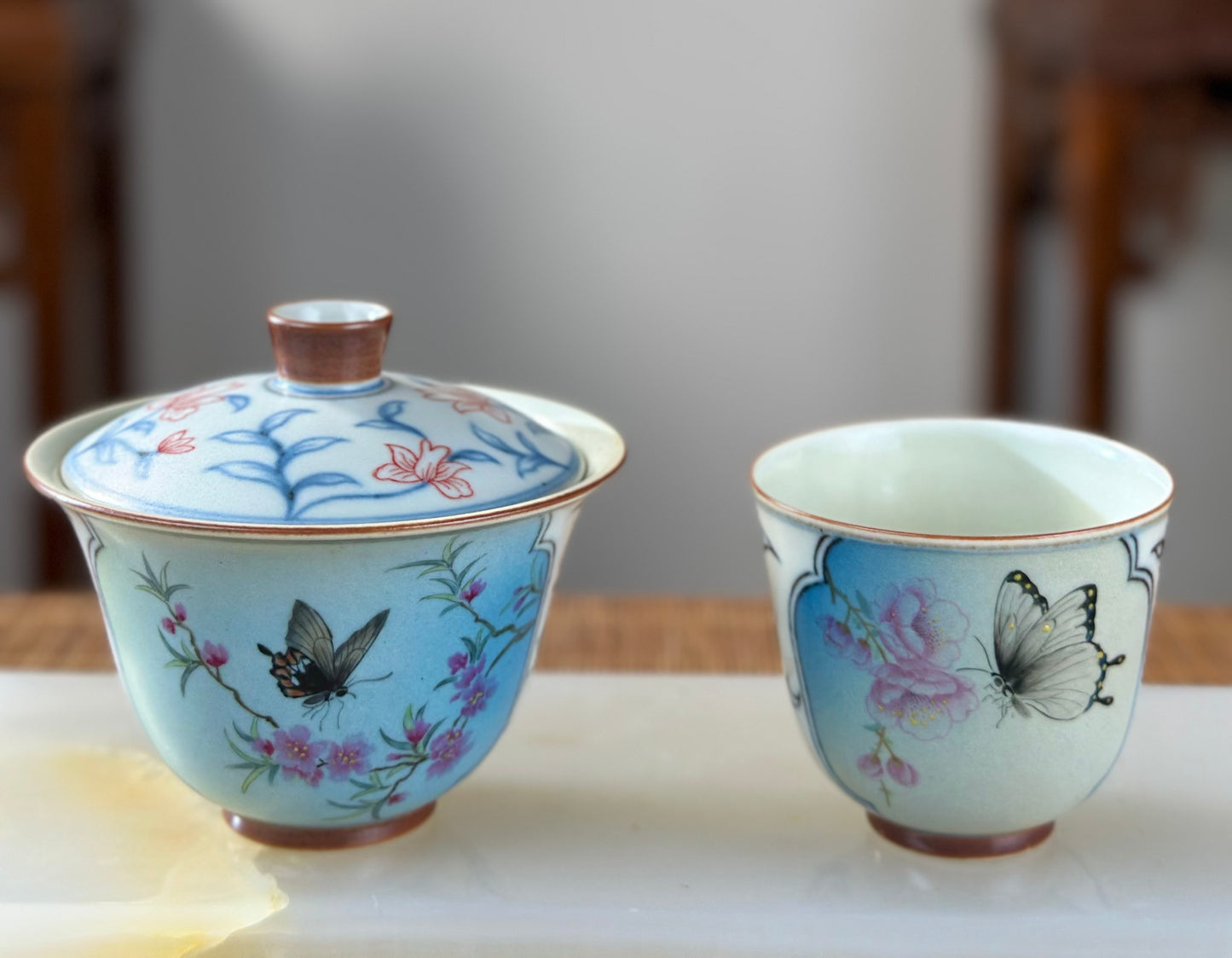 Handpainted Chinese Famille Rose Fencai Lotus Pattern Jingdezhen Master Teacup Gaiwan Tea Set