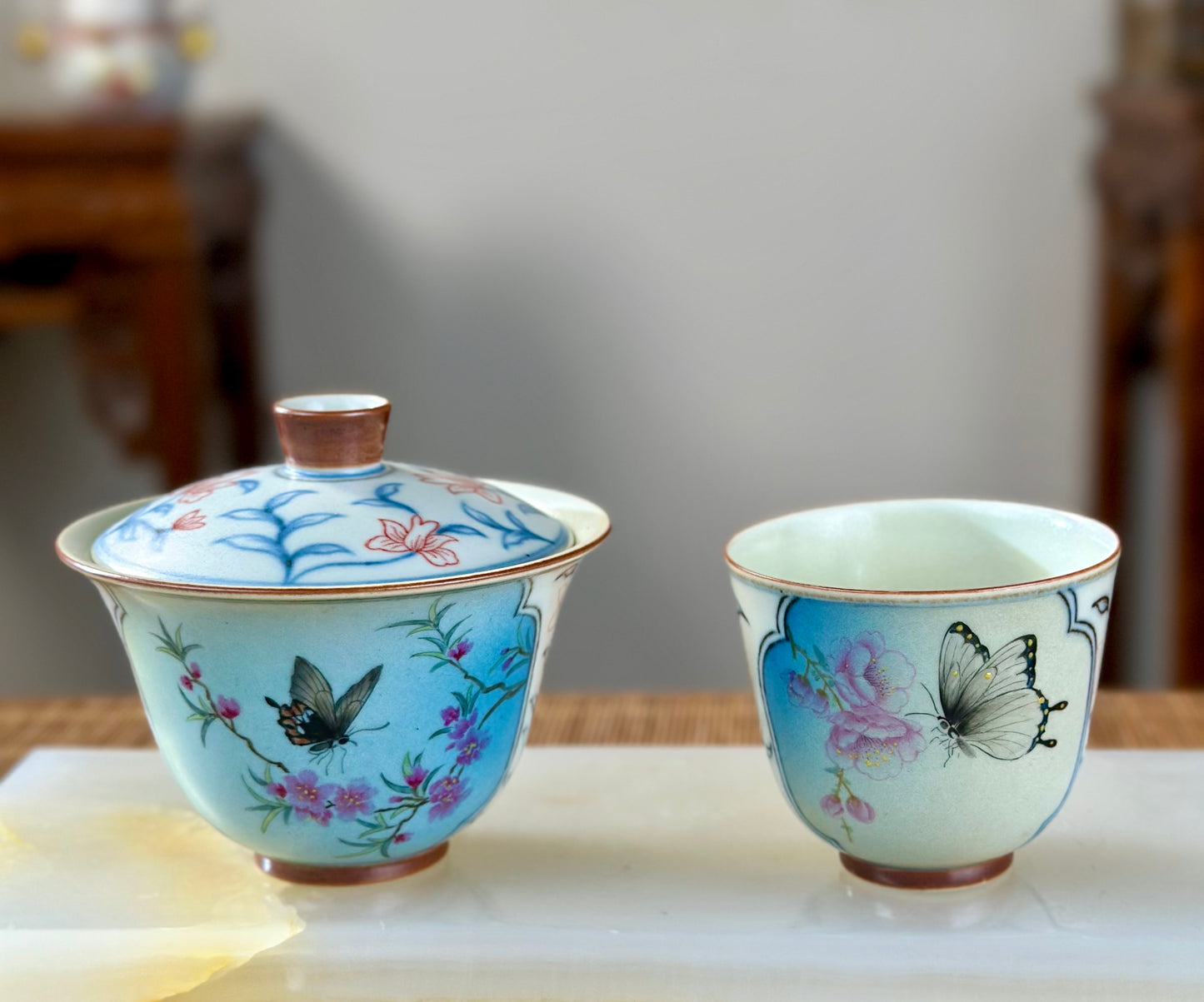 Handpainted Chinese Famille Rose Fencai Lotus Pattern Jingdezhen Master Teacup Gaiwan Tea Set