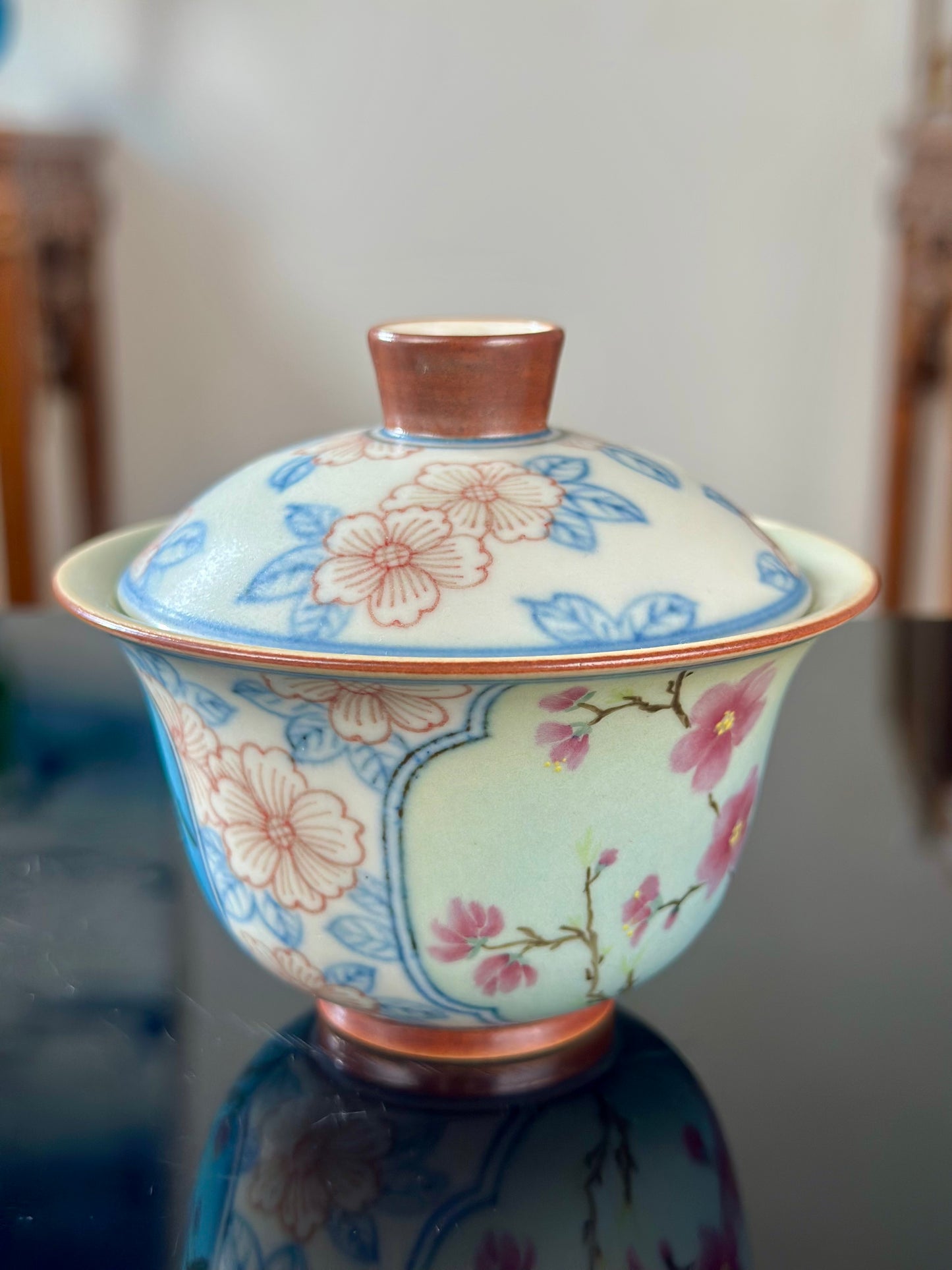 Handpainted Chinese High End Famille Rose Blue White Porcelain Gaiwan Peach Flower Pattern Teapot