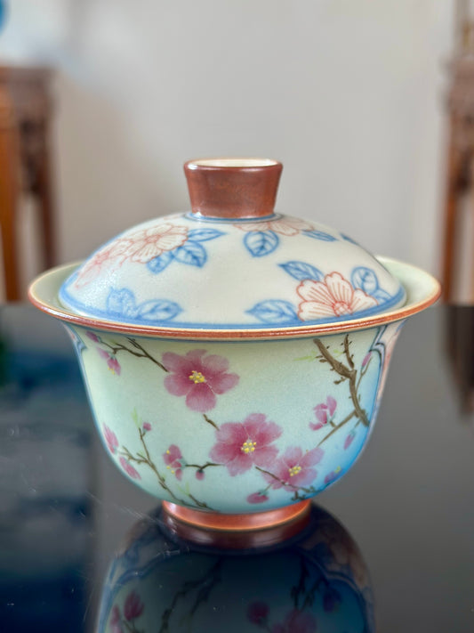 Handpainted Chinese High End Famille Rose Blue White Porcelain Gaiwan Peach Flower Pattern Teapot