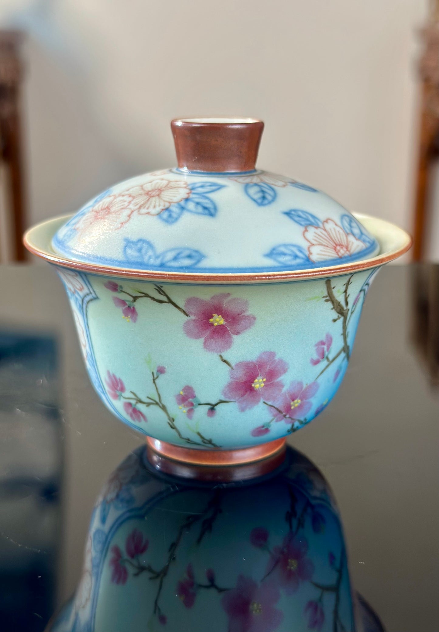 Handpainted Chinese High End Famille Rose Blue White Porcelain Gaiwan Peach Flower Pattern Teapot