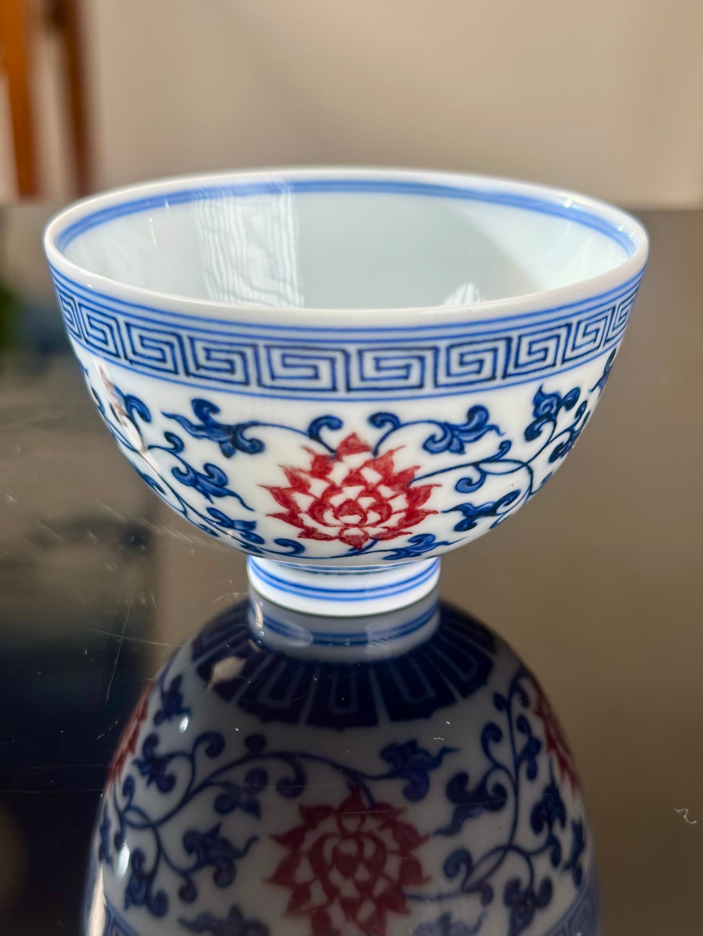 Handpainted Chinese Blue and White Underglaze Red Youlihong Porcelain Jingdezhen Traditional Lotus with Twined Stem Pattern Teacup