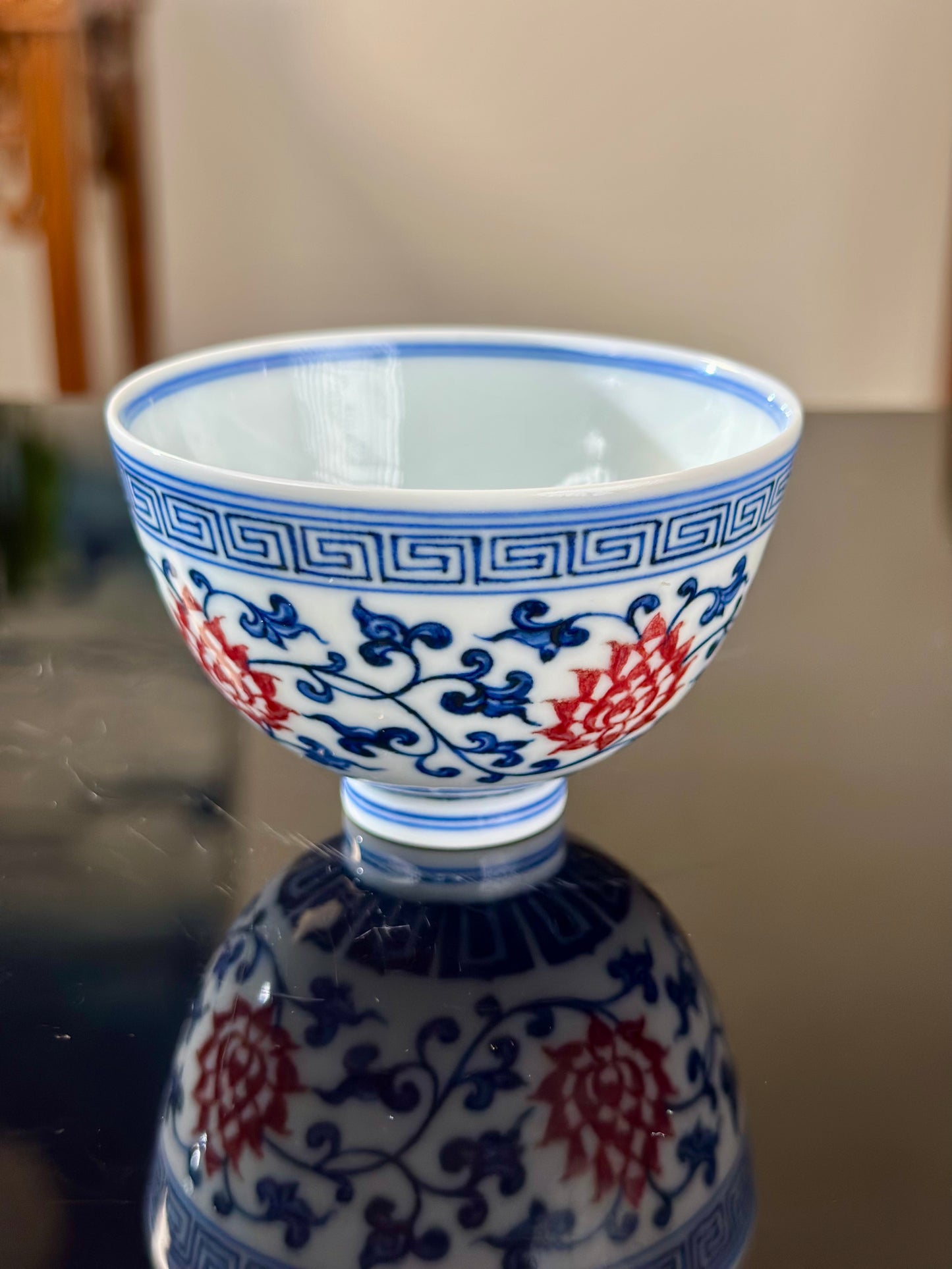 Handpainted Chinese Blue and White Underglaze Red Youlihong Porcelain Jingdezhen Traditional Lotus with Twined Stem Pattern Teacup
