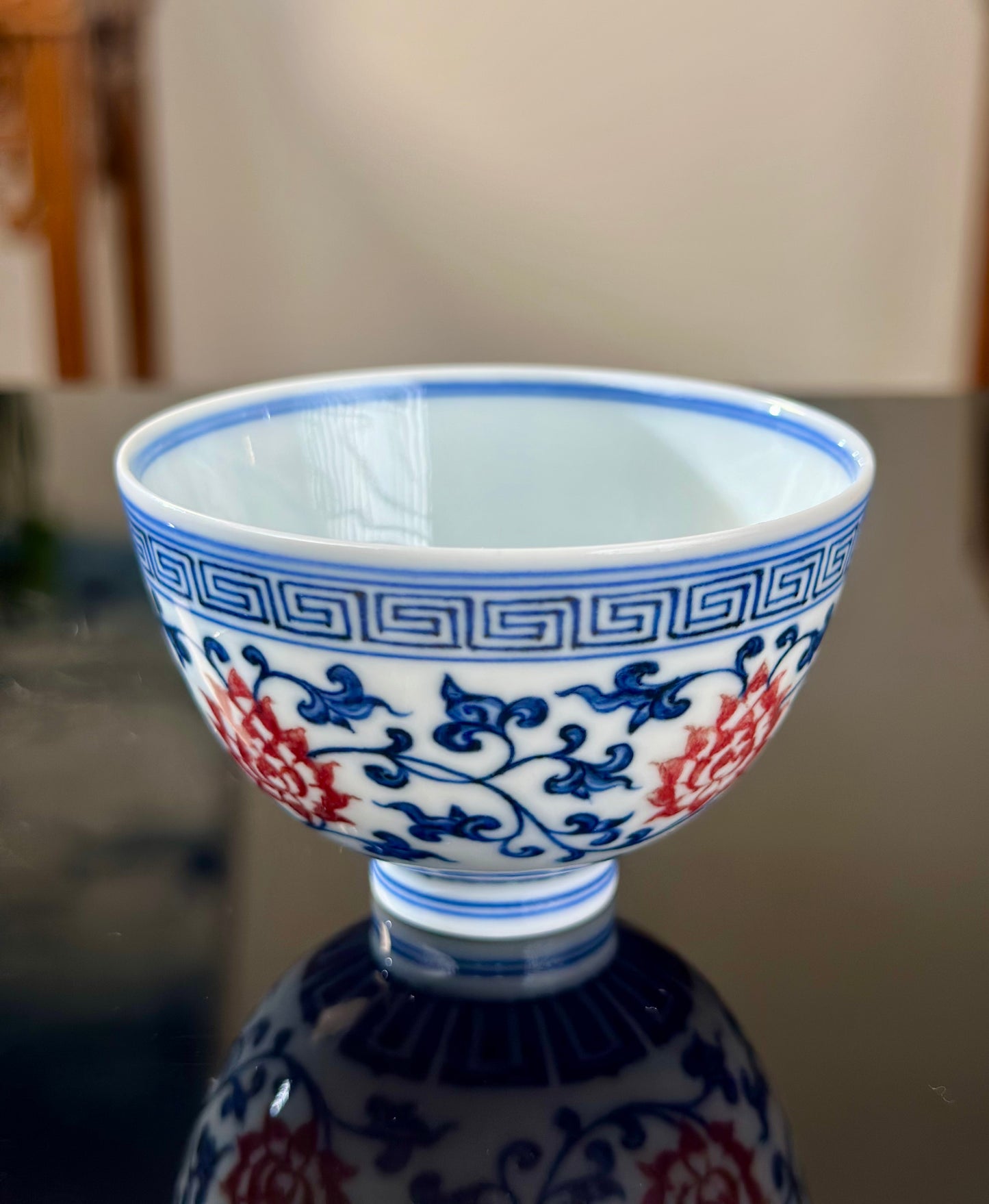 Handpainted Chinese Blue and White Underglaze Red Youlihong Porcelain Jingdezhen Traditional Lotus with Twined Stem Pattern Teacup