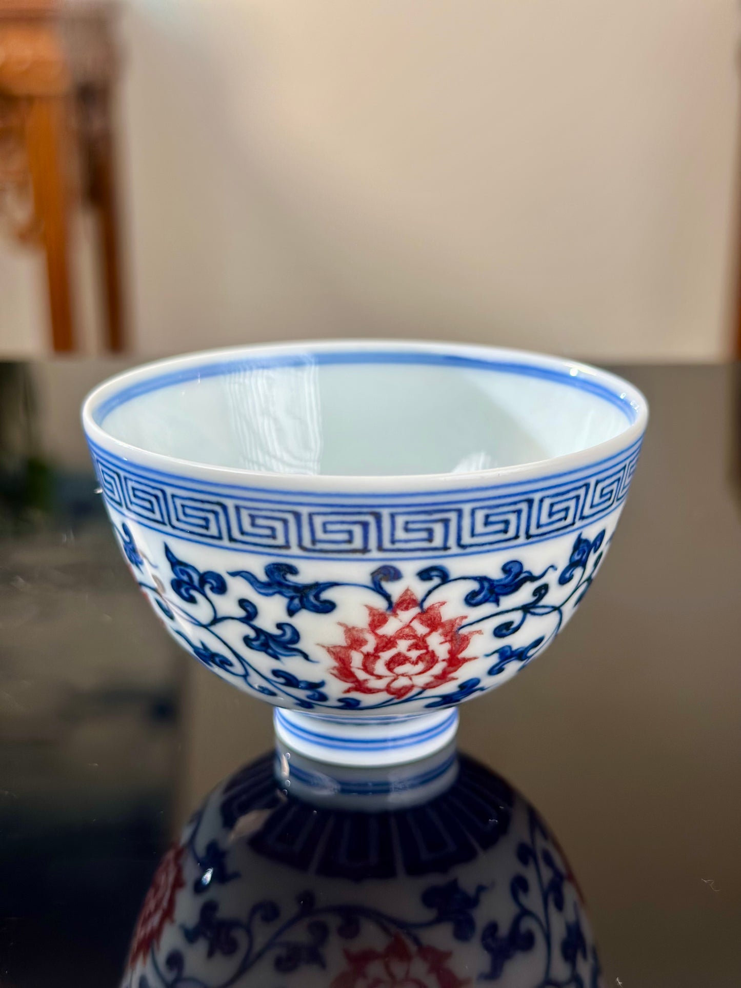 Handpainted Chinese Blue and White Underglaze Red Youlihong Porcelain Jingdezhen Traditional Lotus with Twined Stem Pattern Teacup