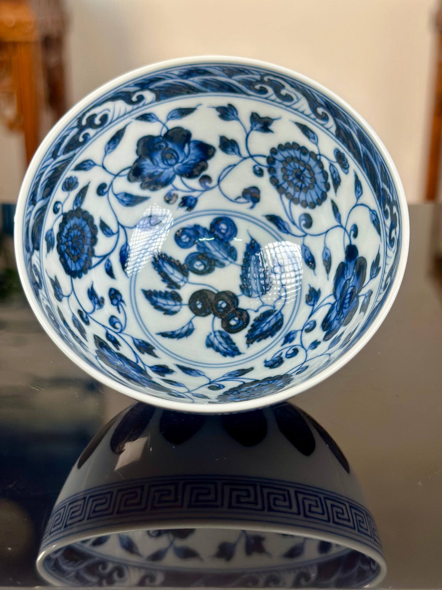 Handpainted Chinese Traditional Chrysanthemun  Flower Pattern Blue and White Porcelain Jingdezhen Jixin Teacup