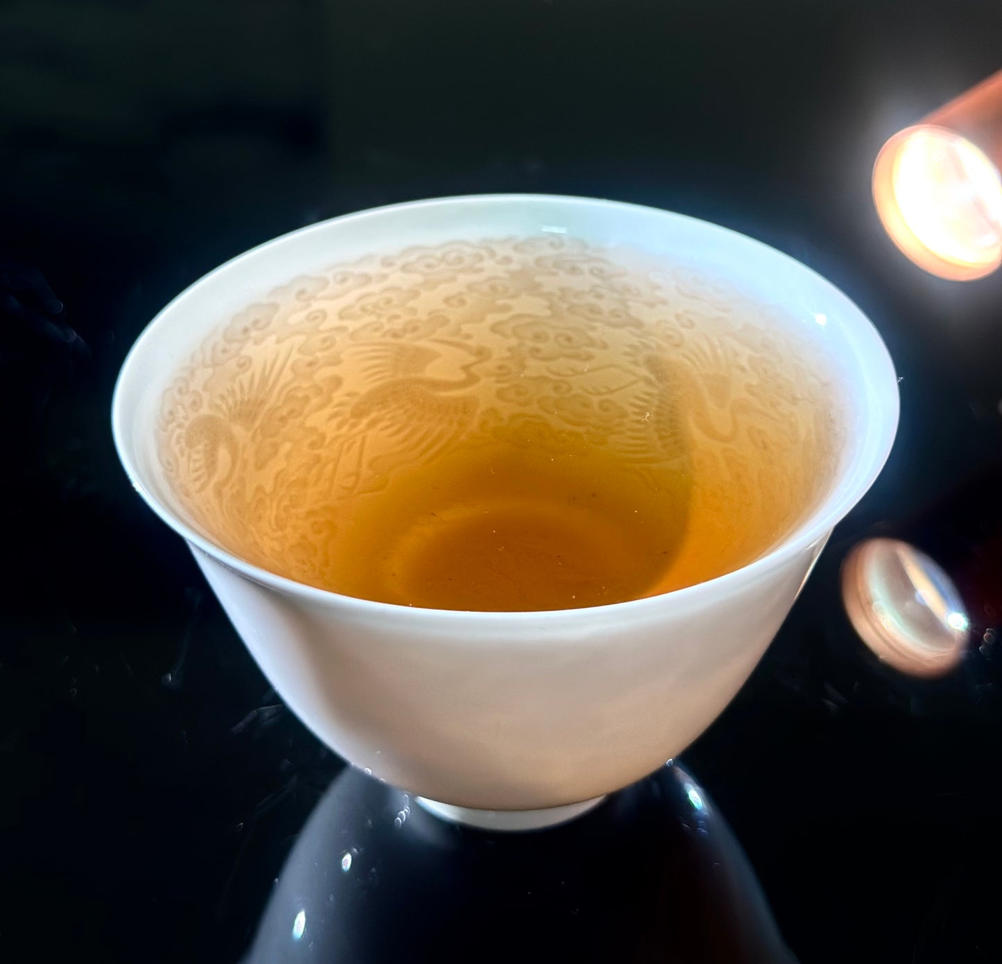 Handmade Chinese Jingdezhen Artwork Intimal Imprint Neimoyin Chinese Crane Super Thin Teacup