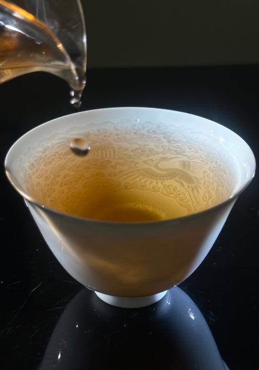 Handmade Chinese Jingdezhen Artwork Intimal Imprint Neimoyin Chinese Crane Super Thin Teacup