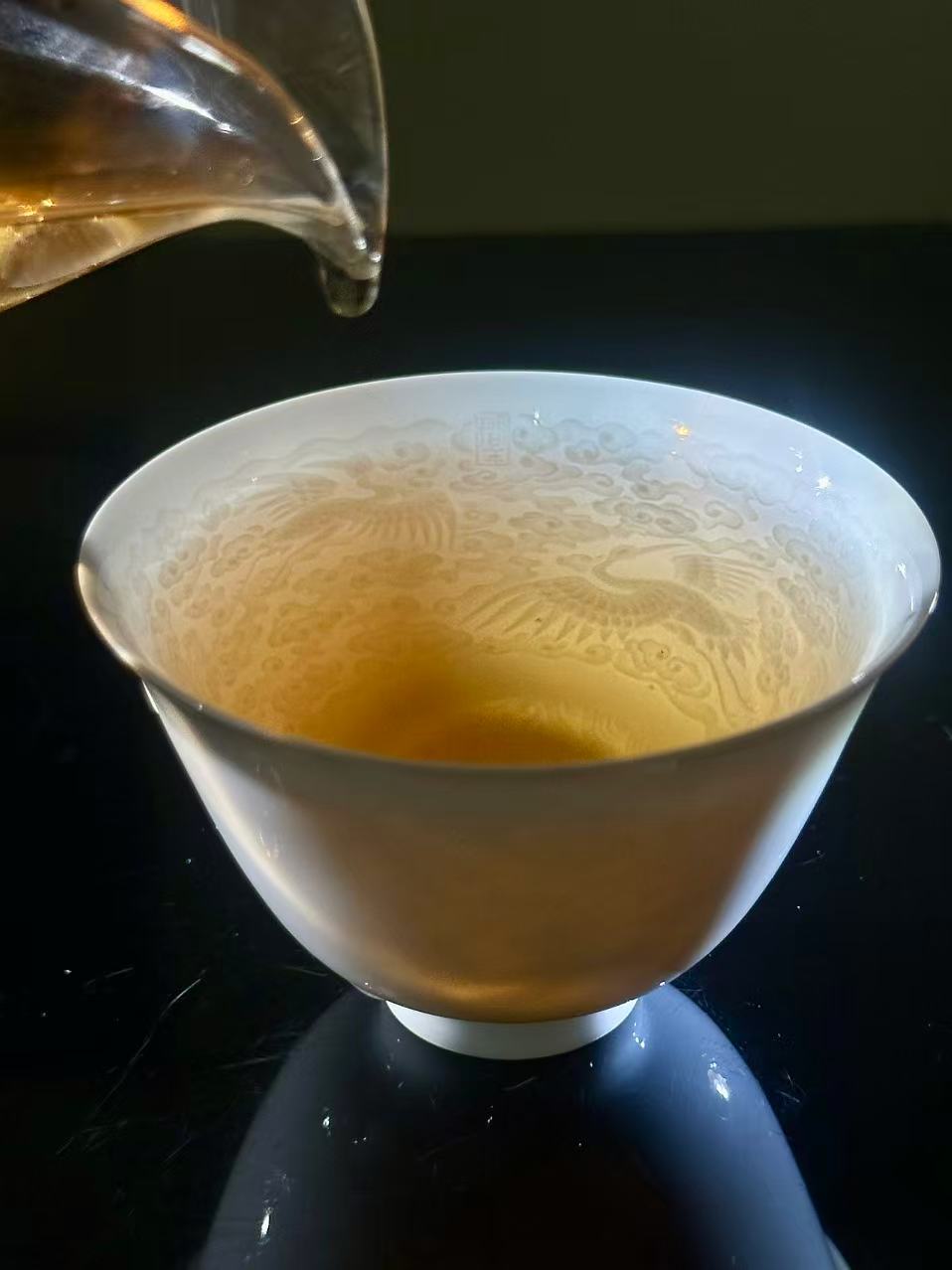 Handmade Chinese Jingdezhen Artwork Intimal Imprint Neimoyin Chinese Crane Super Thin Teacup