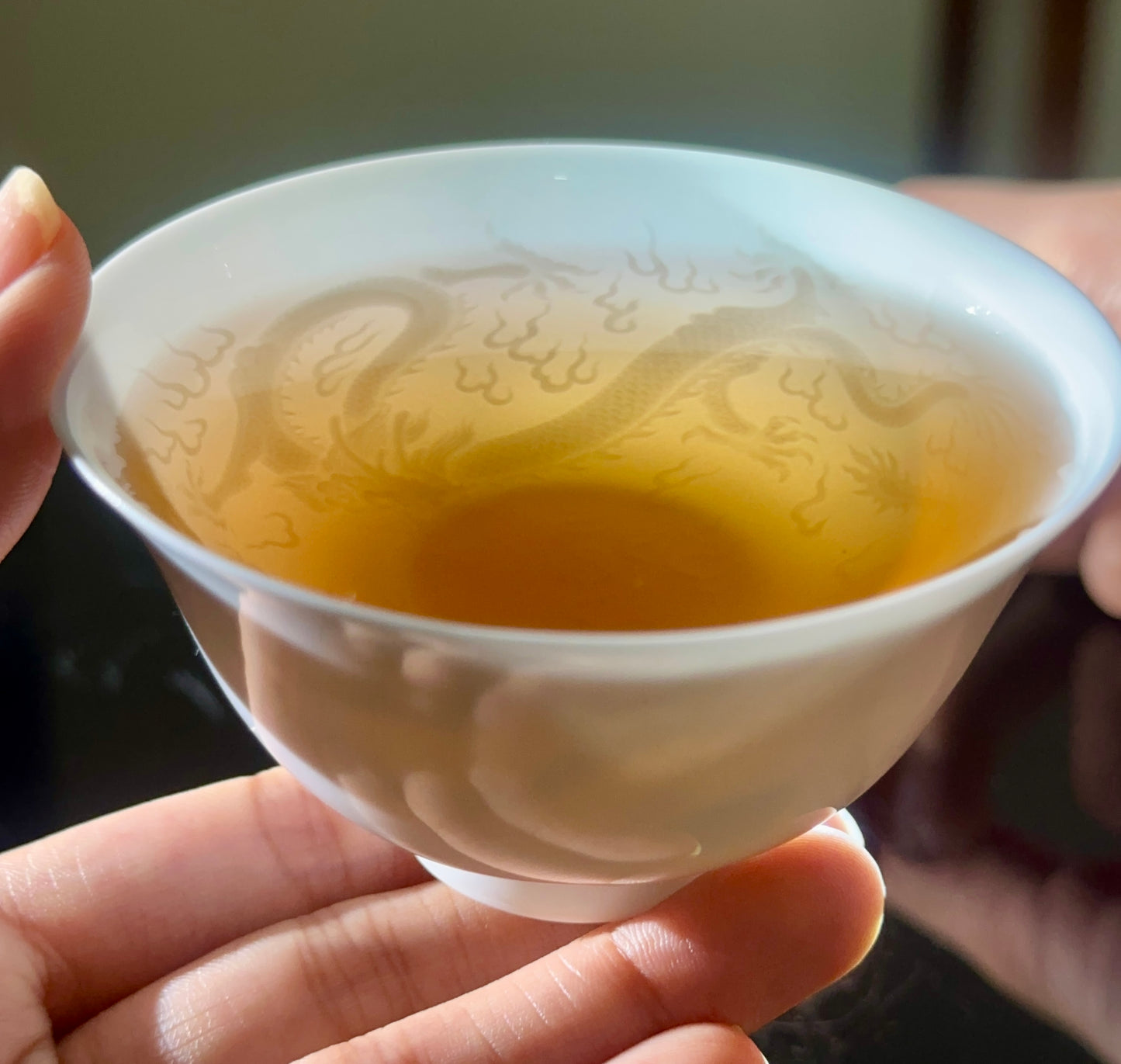 Handmade Chinese Jingdezhen Artwork Intimal Imprint Neimoyin Chinese Dragon and Phoenix Super Thin Teacup