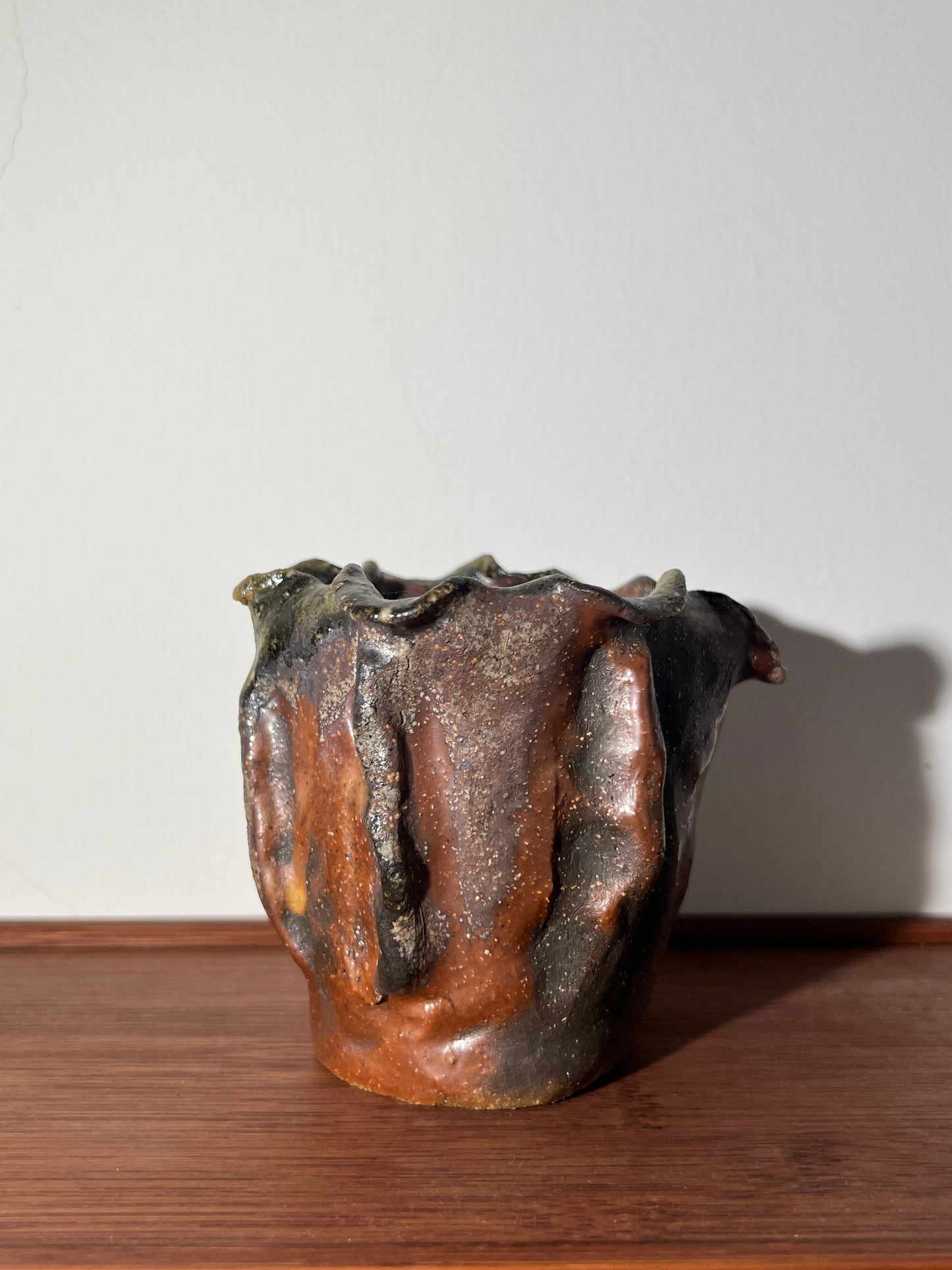 Fair cup Chinese Woodfired Handmade Crude Pottery Cup Gloss Unique Artwork Gongdaobei