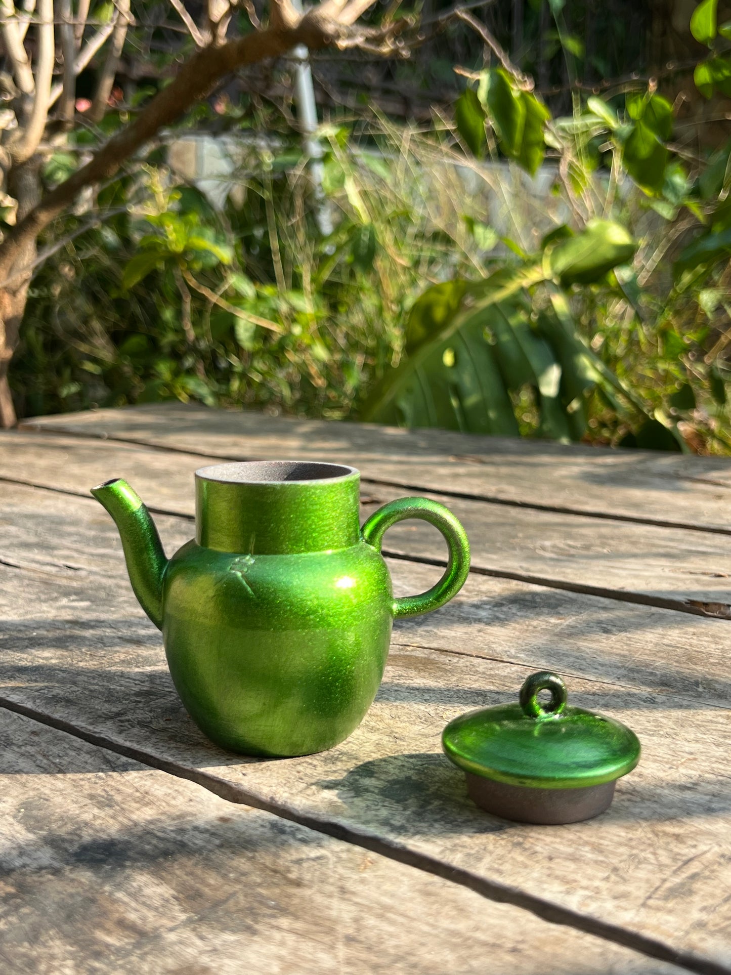 this is Chinese lacquer ware teapot