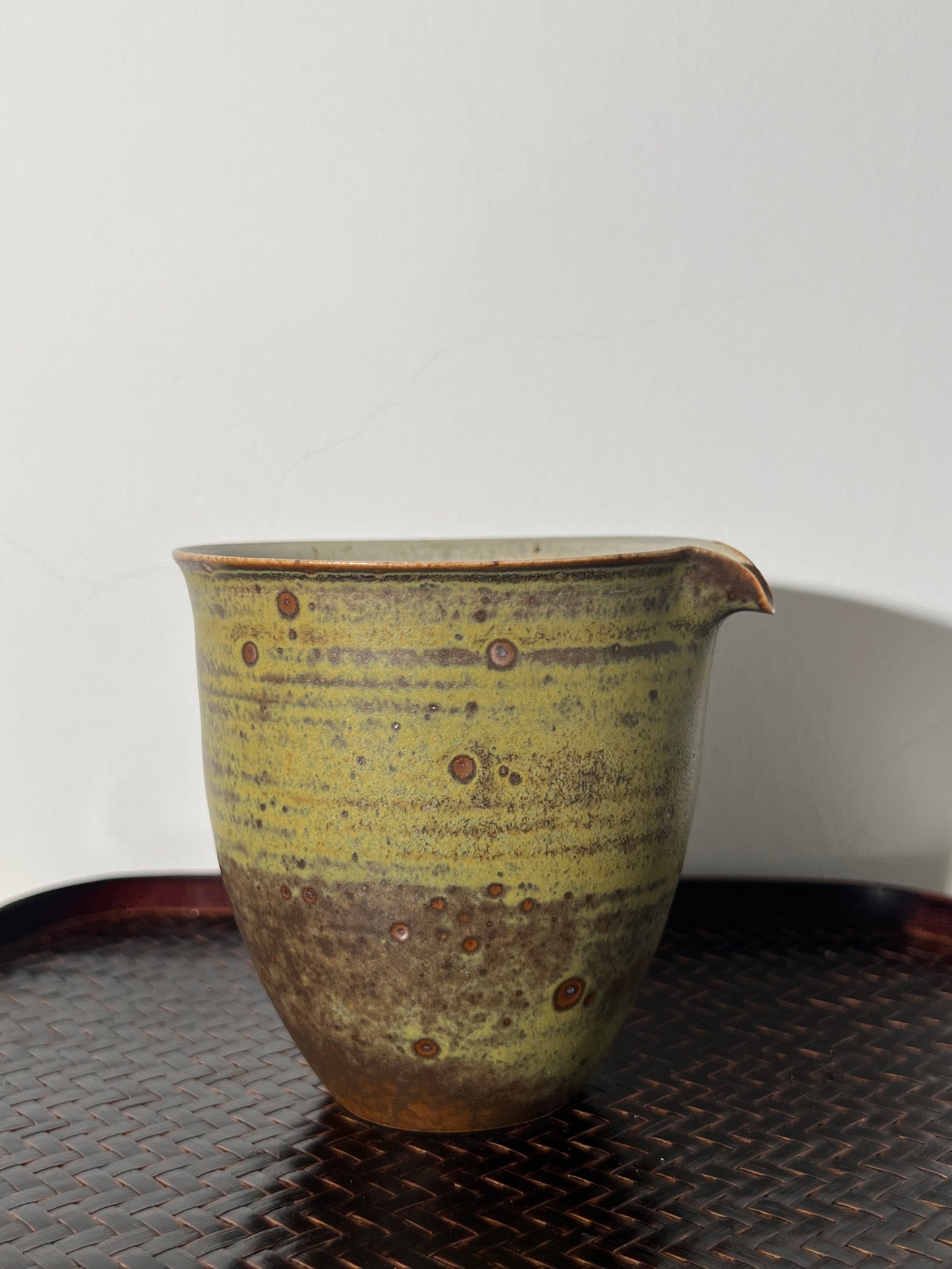 Fair cup Pottery Handmade Green Glaze Cup Handcrafted Gongdaobei Artwork Gongfu Teaware Japanese Ceramic