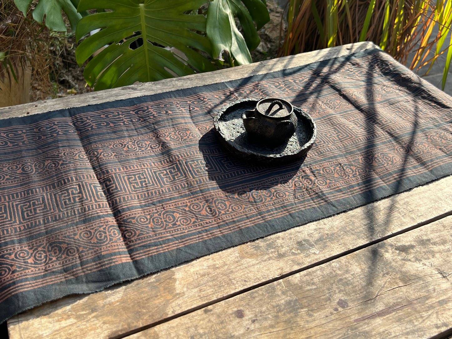 Hand-dyed Batik Fabric Chinese Miao Style Tea Table Cloth Natural Dye Classic Style Vintage Style Tea Mat Chaxi