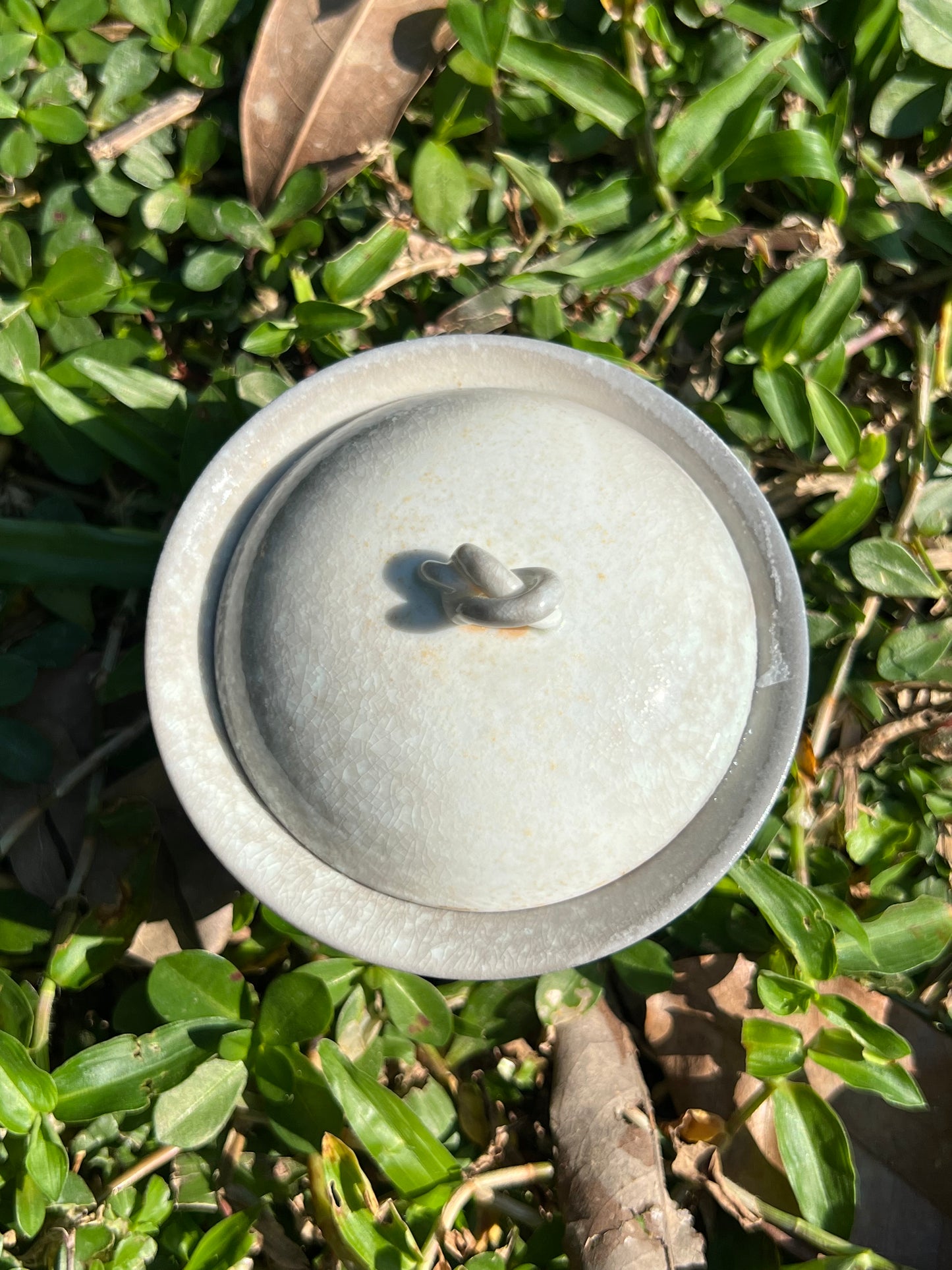 This is a woodfired pottery teapot.this is a pottery gaiwan