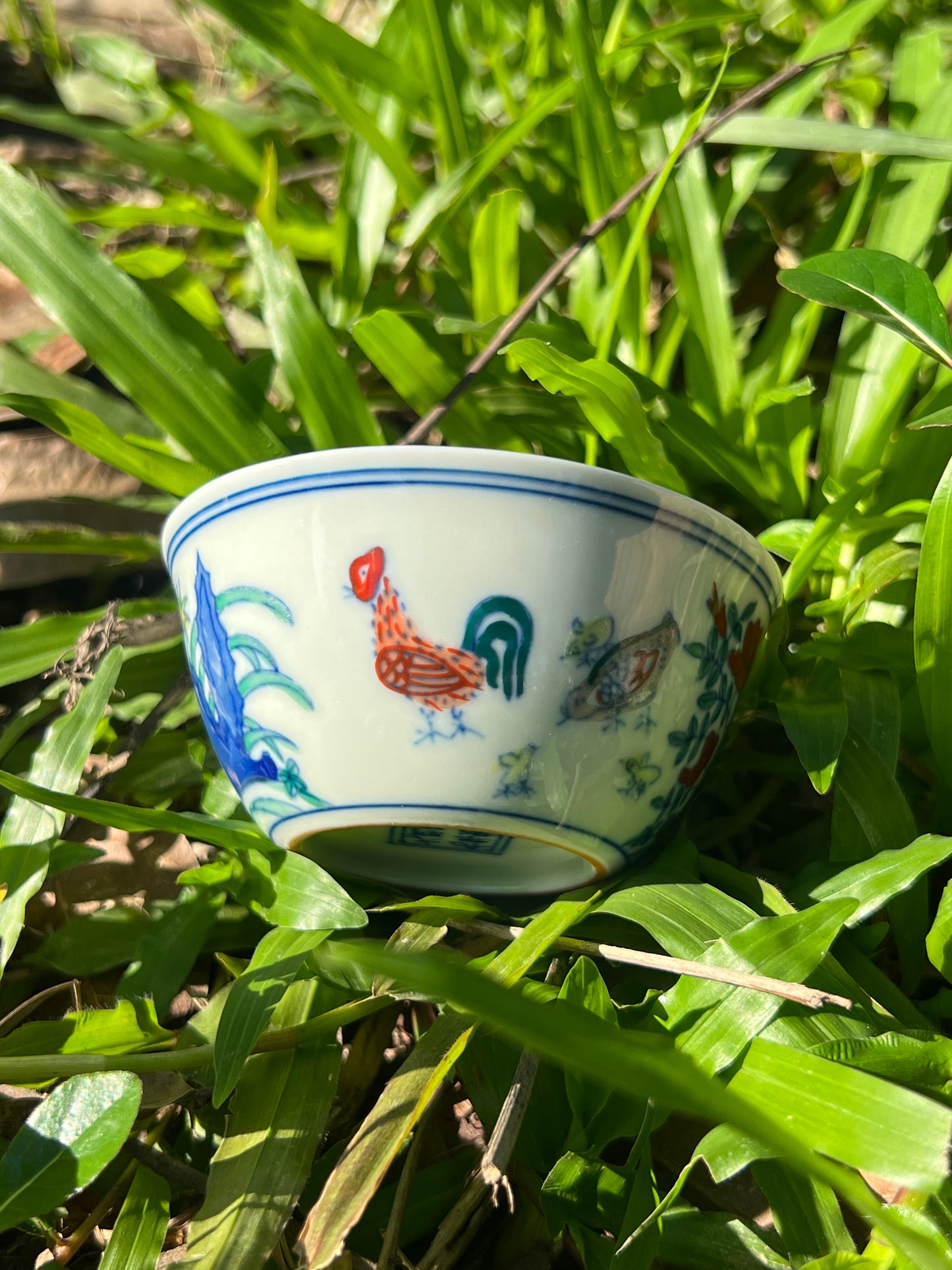 this is Chinese doucai porcelain ji gang bei. this is a ceramic teacup