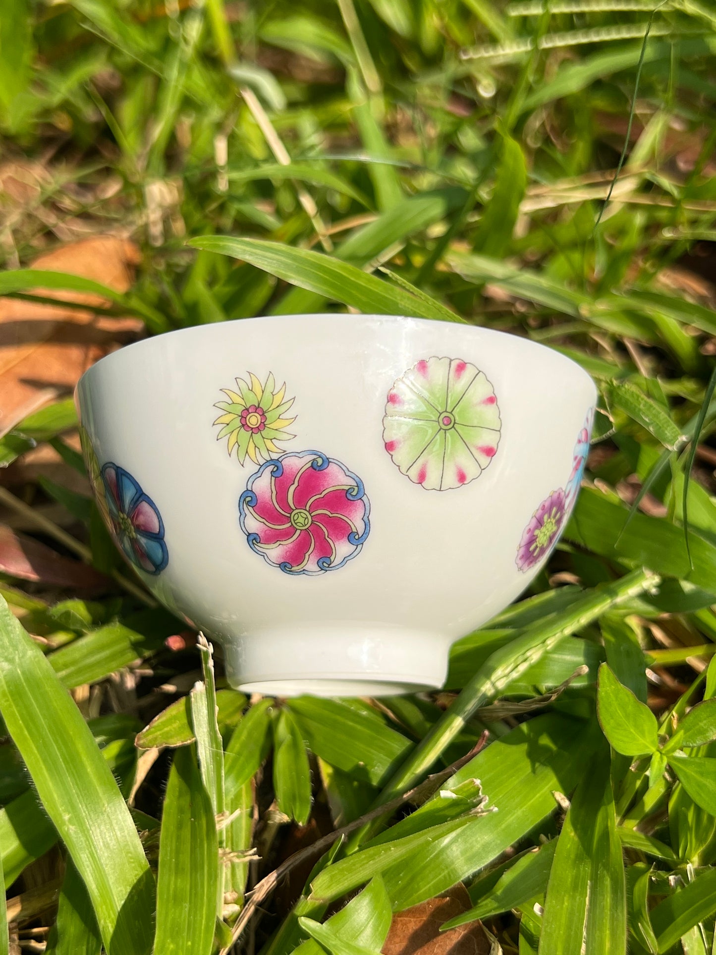 Hand Painted Chinese Enamel Ball Flower Teacup Jingdezhen Jade Clay Teacup Ceramic Master Artwork