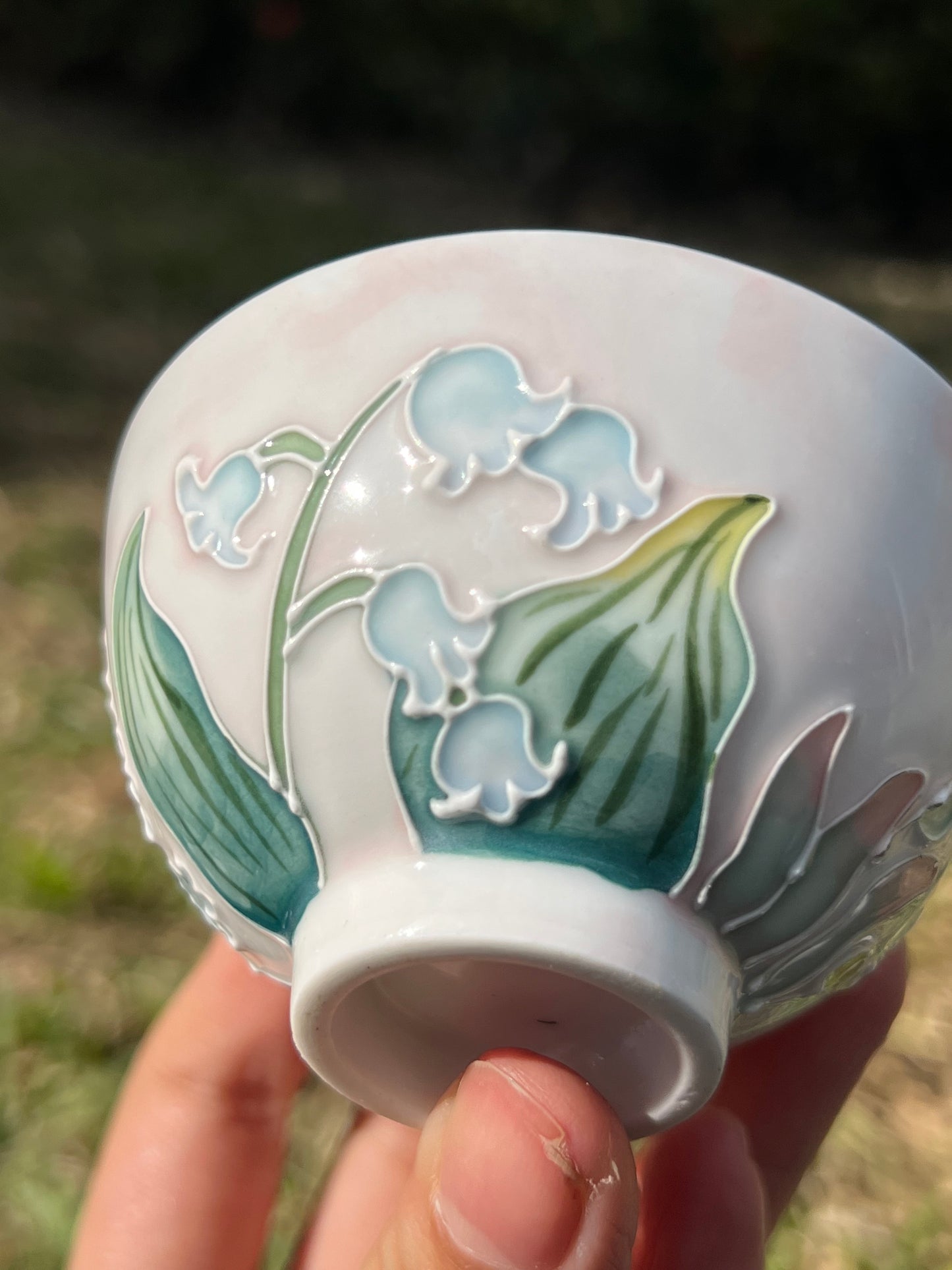 This is Chinese Arita ware teacup. this is a ceramic teacup