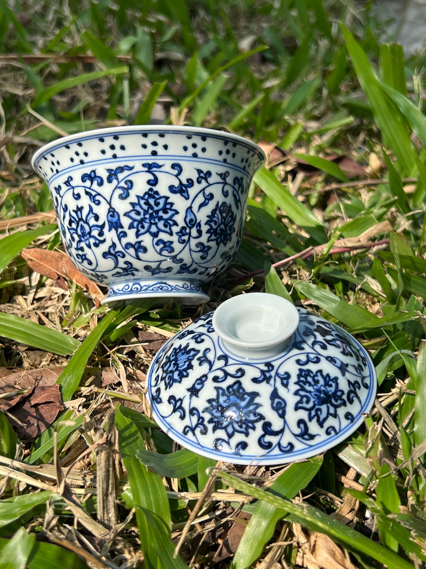 Hand Painted Chinese Blue and White Porcelain Lotus Of Twined Stems Gaiwan Pot Tea Maker Jingdezhen Master Ceramic Artwork