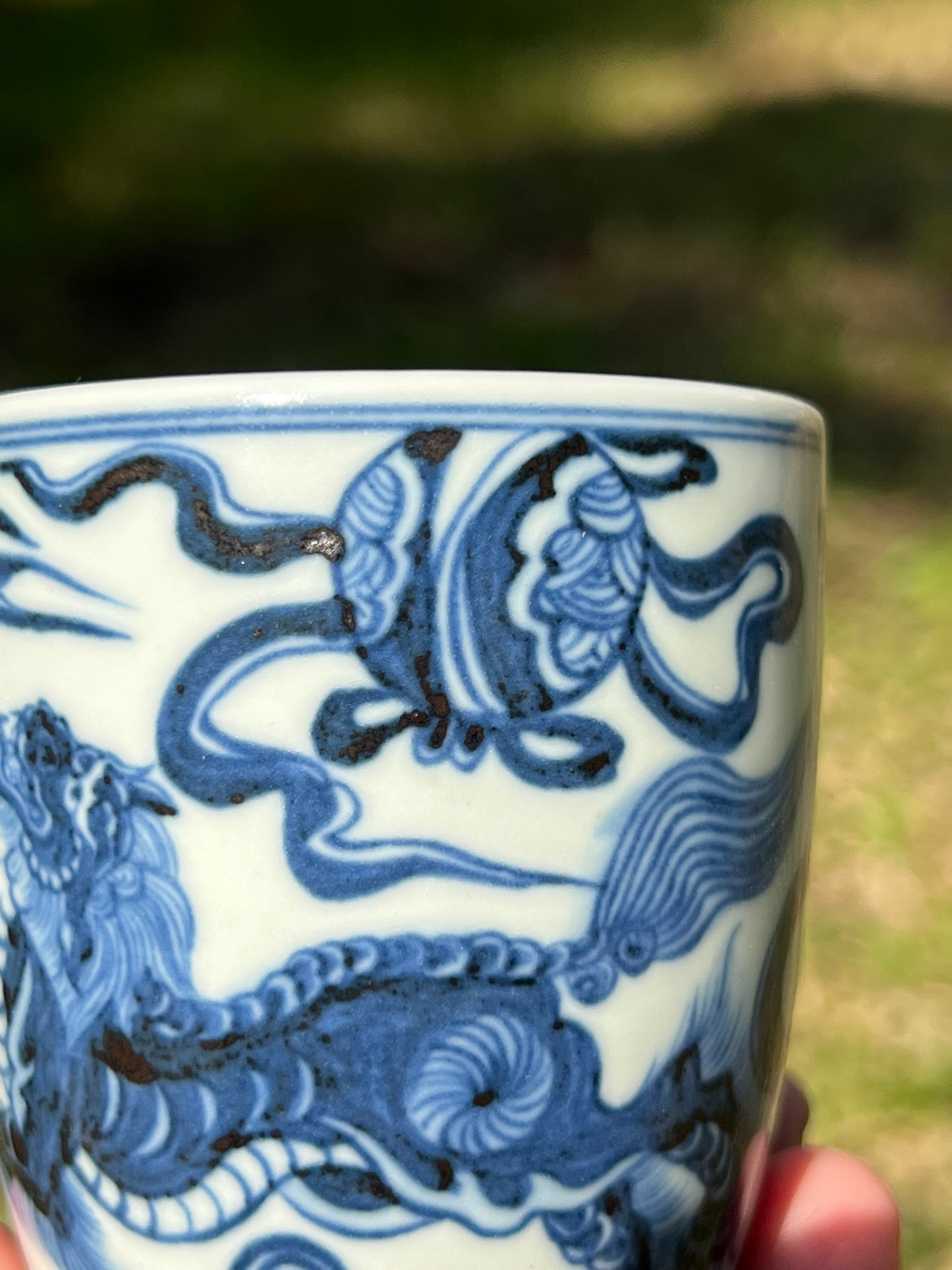 Hand Painted Chinese Blue And White Porcelain Traditional Lion Teacup Jingdezhen Master Ceramic Artwork