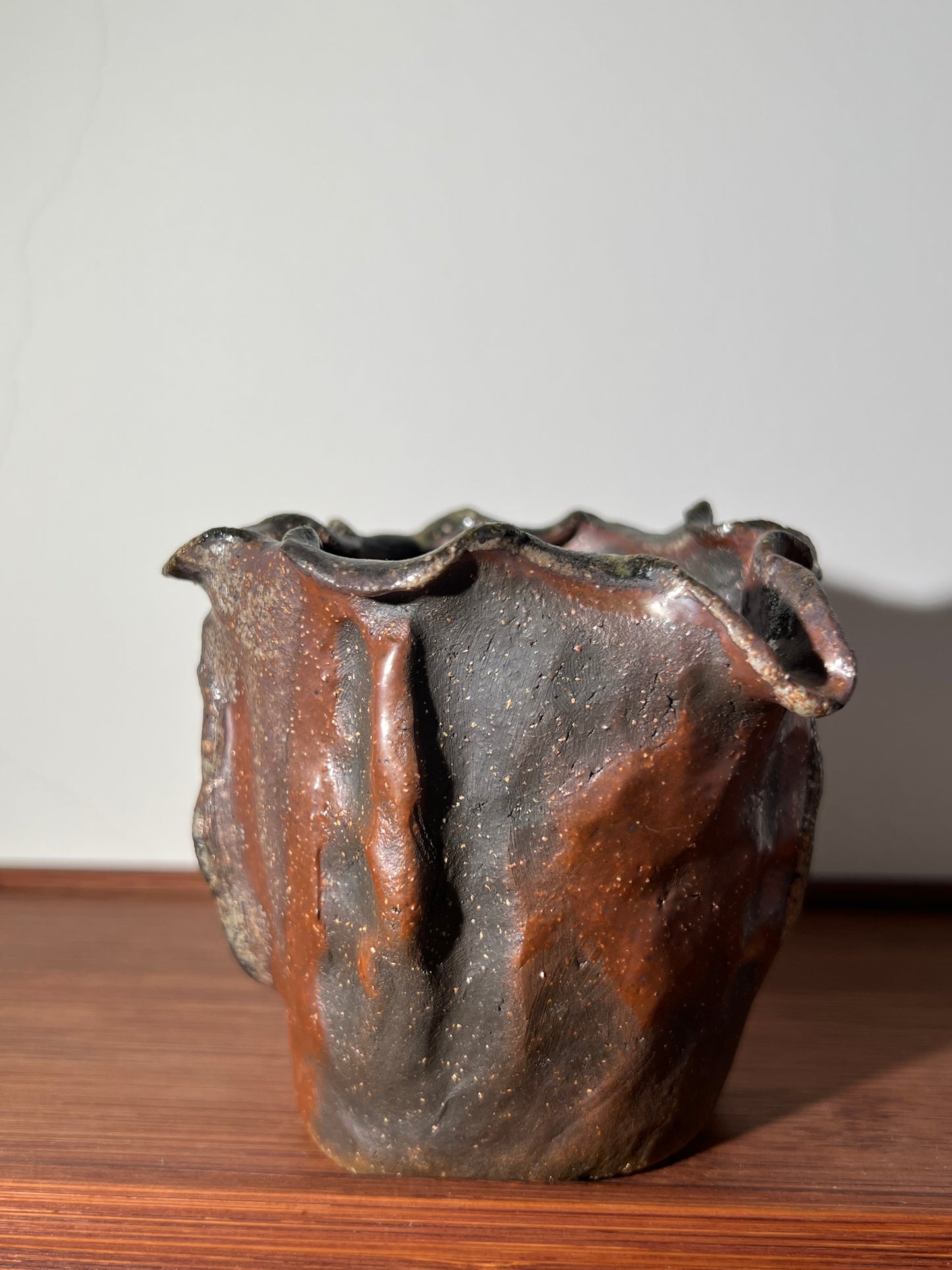 Fair cup Chinese Woodfired Handmade Crude Pottery Cup Gloss Unique Artwork Gongdaobei