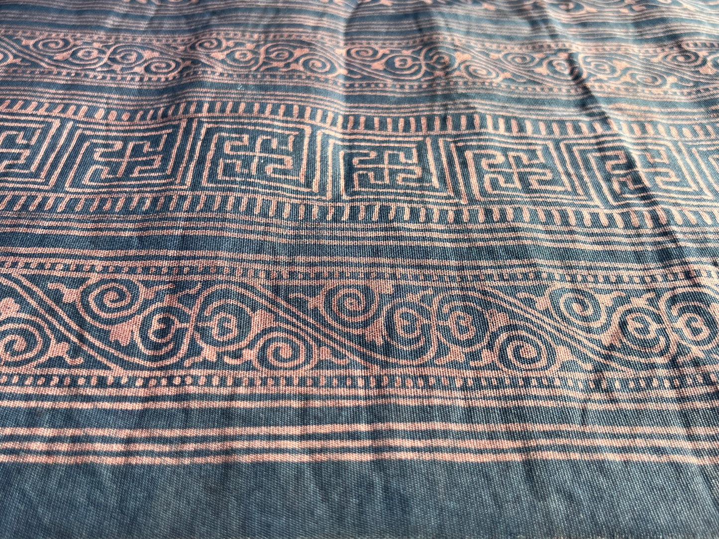 Hand-dyed Batik Fabric Chinese Miao Style Tea Table Cloth Natural Dye Classic Style Vintage Style Tea Mat Chaxi