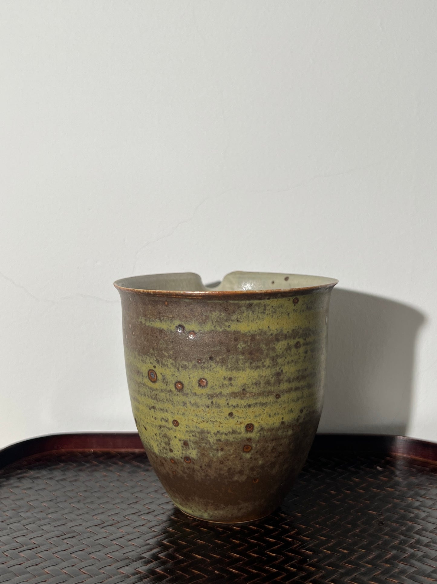 Fair cup Pottery Handmade Green Glaze Cup Handcrafted Gongdaobei Artwork Gongfu Teaware Japanese Ceramic