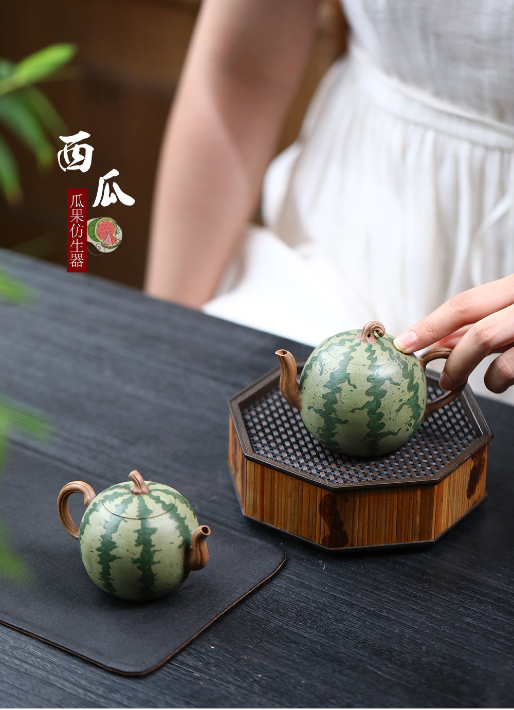 This is a Yixing teapot.this is Chinese yixing clay teapot