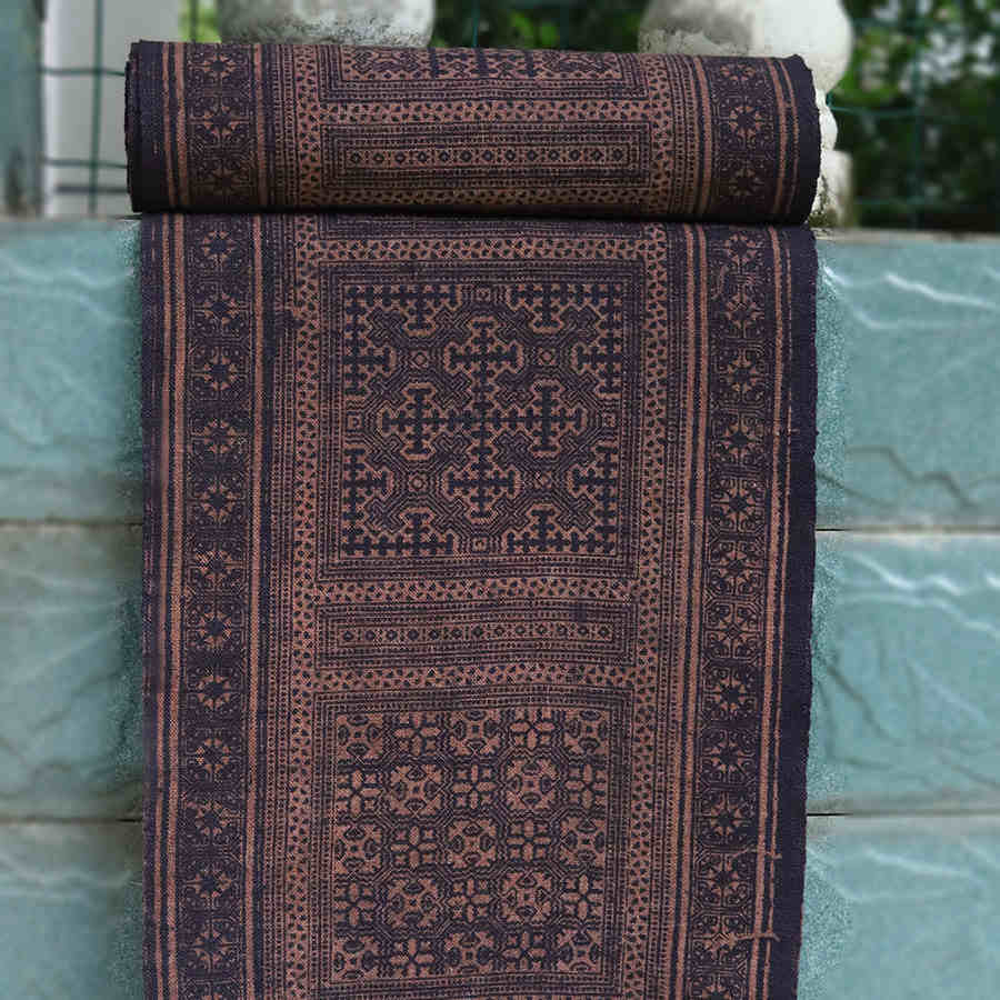 Hand-dyed Batik Fabric Chinese Miao Style Tea Table Cloth Natural Dye Classic Style Vintage Style Tea Mat Chaxi