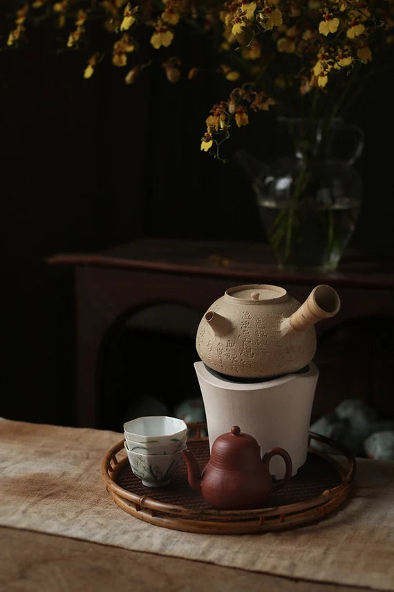 White Handmade Chinese  Chaozhou Kettle Engraved Poem Heart Sutra Classic Chinese Master Pottery Ceramic Japanese Ceramic Tea Ceremony