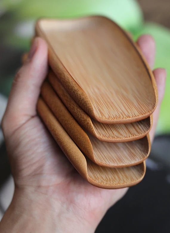 This is a bamboo tea scoop
