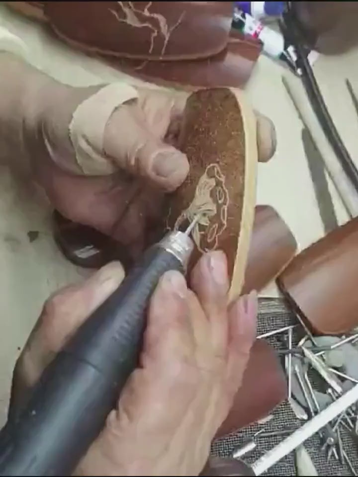 This is a bamboo tea scoop
