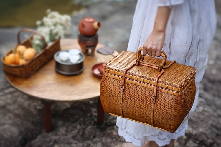 This is a bamboo weaving basket