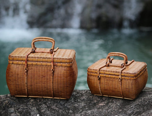 This is a bamboo weaving basket