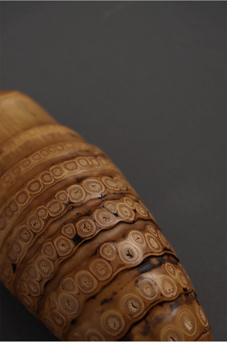 This is a bamboo root tea scoop