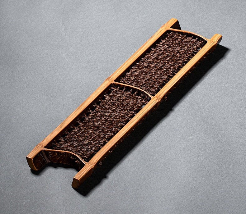 This is a palm fibre bamboo shelf bamboo rack.this is a bamboo tray