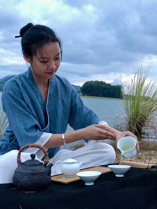 Yitao with her tea story