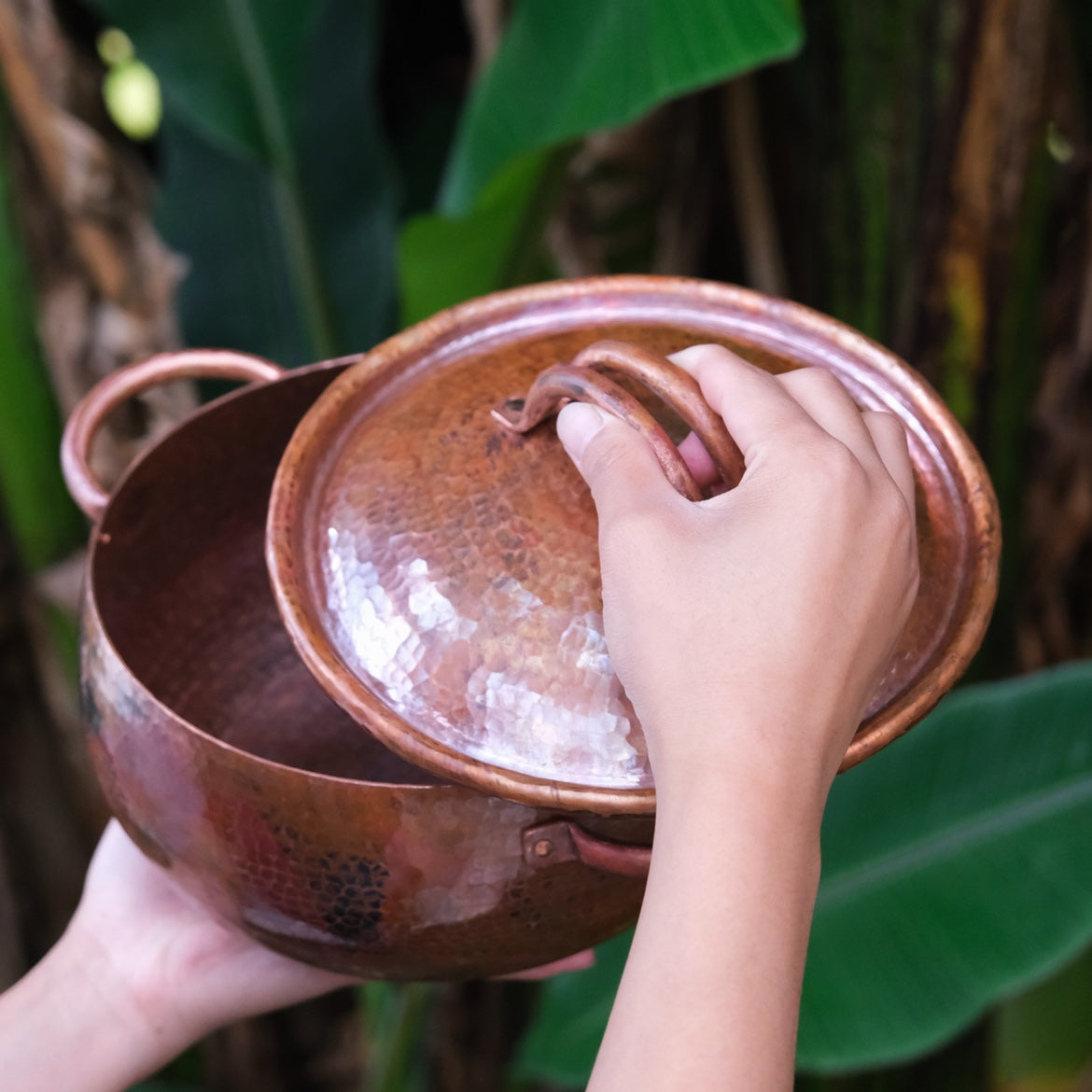 this is a copper cooking pot