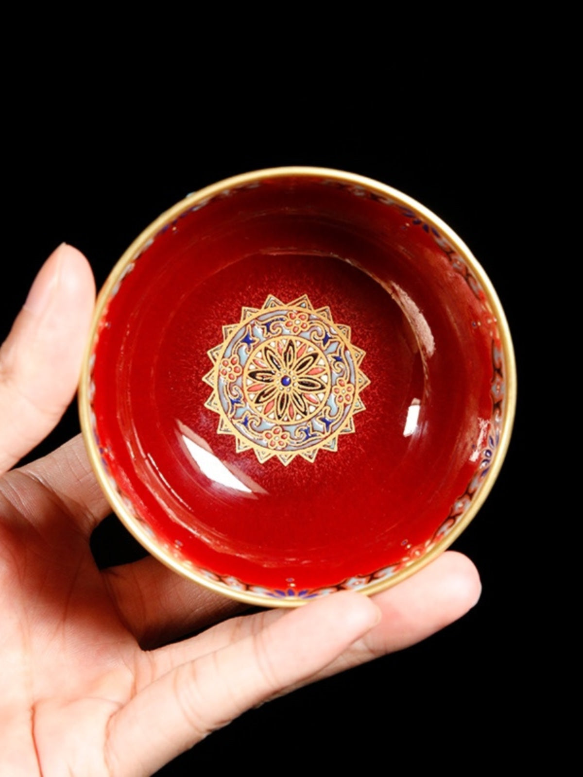 This is a Chinese Jingdezhen lang yao red-glazed lang yao hong teacup.this is a ceramic teacup