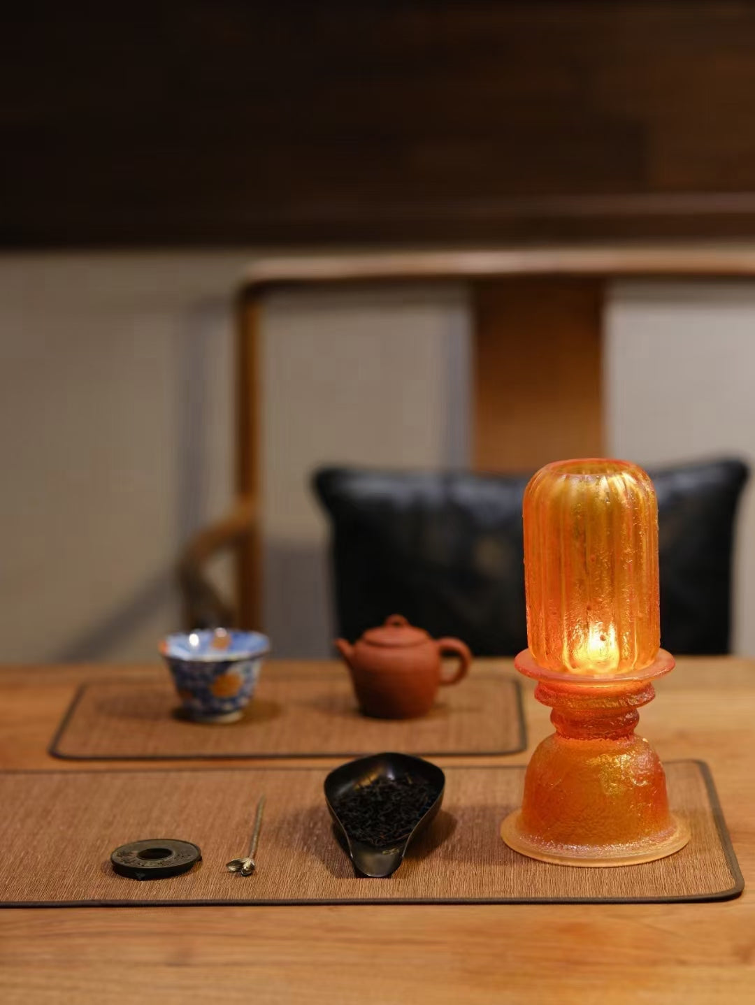 this is a liuli candlestick