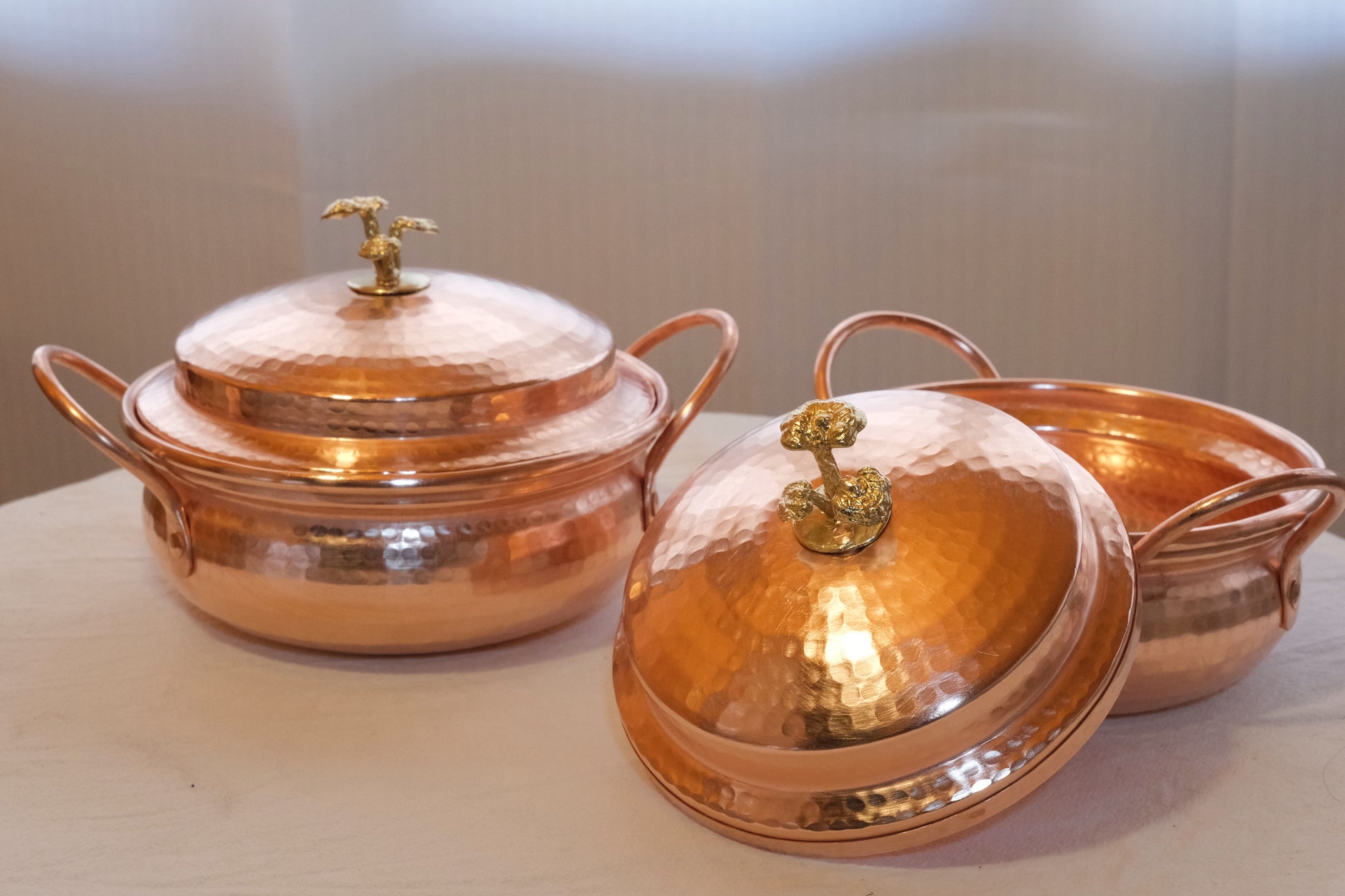 this is a copper cooking pot