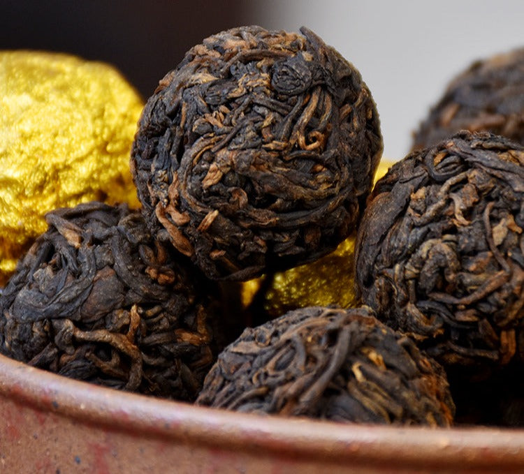 this is Chinese Yunnan Gushu ripe puerh Shou Puerh